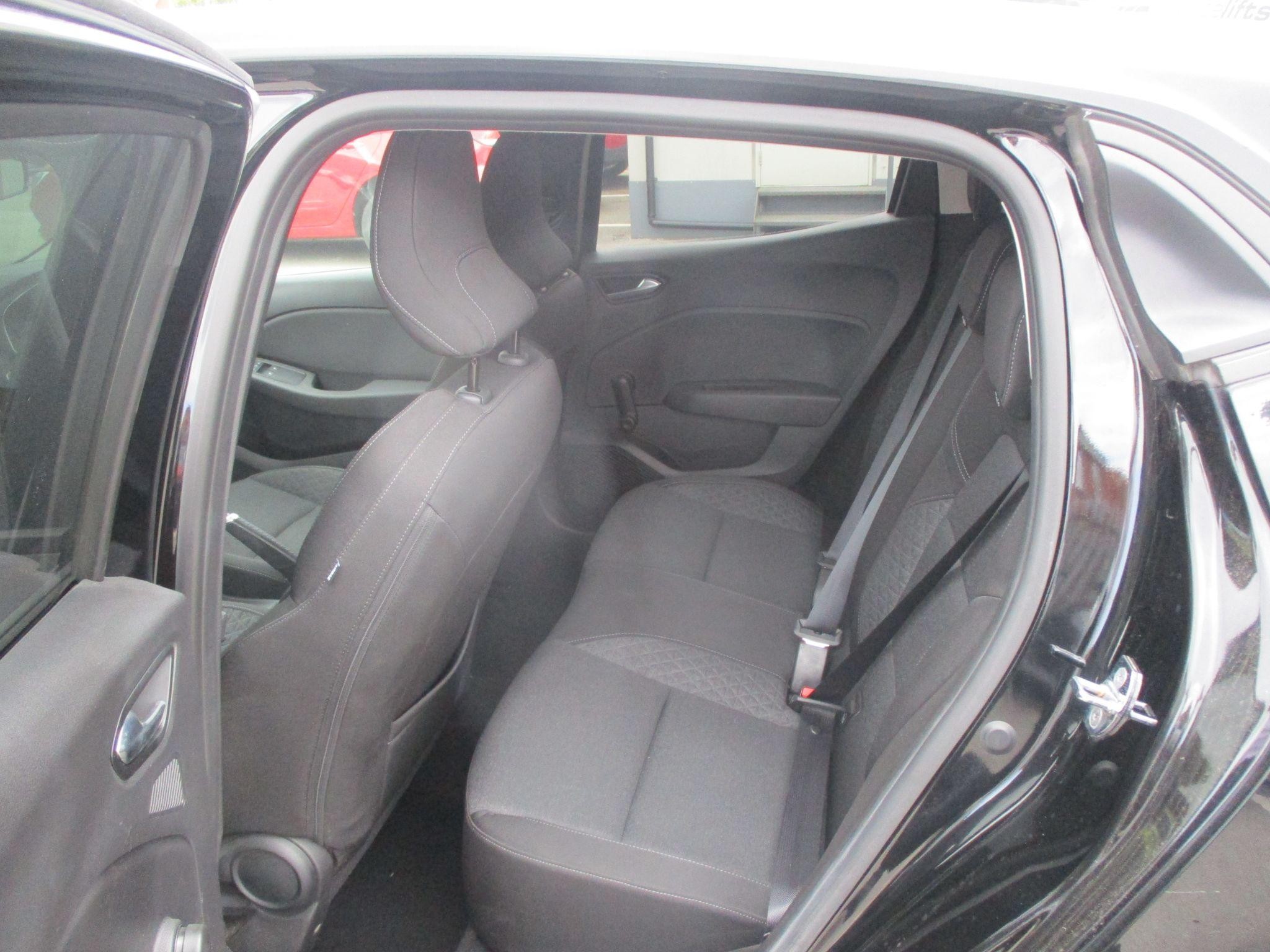 Renault Clio Image 12