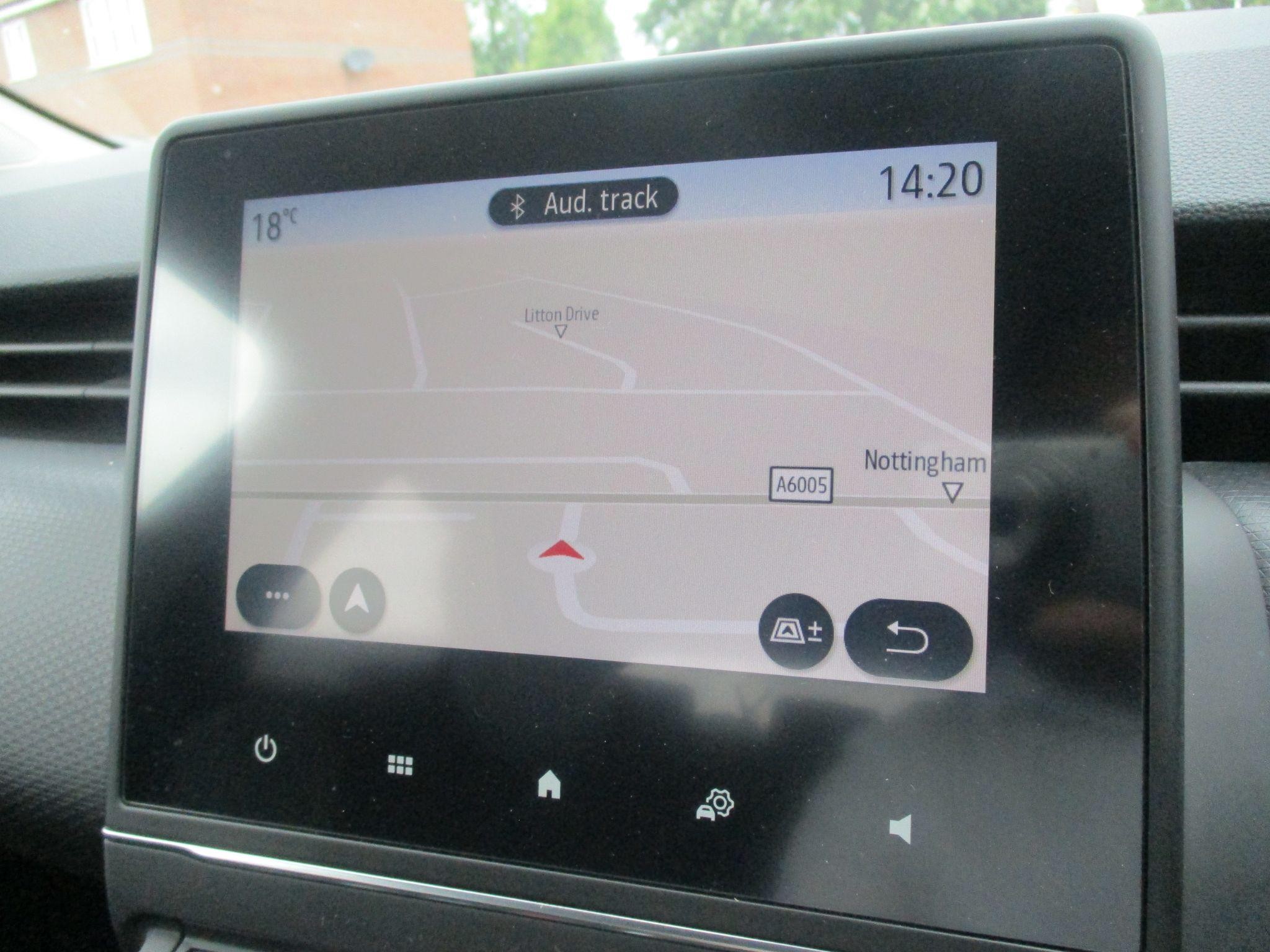 Renault Clio Image 17