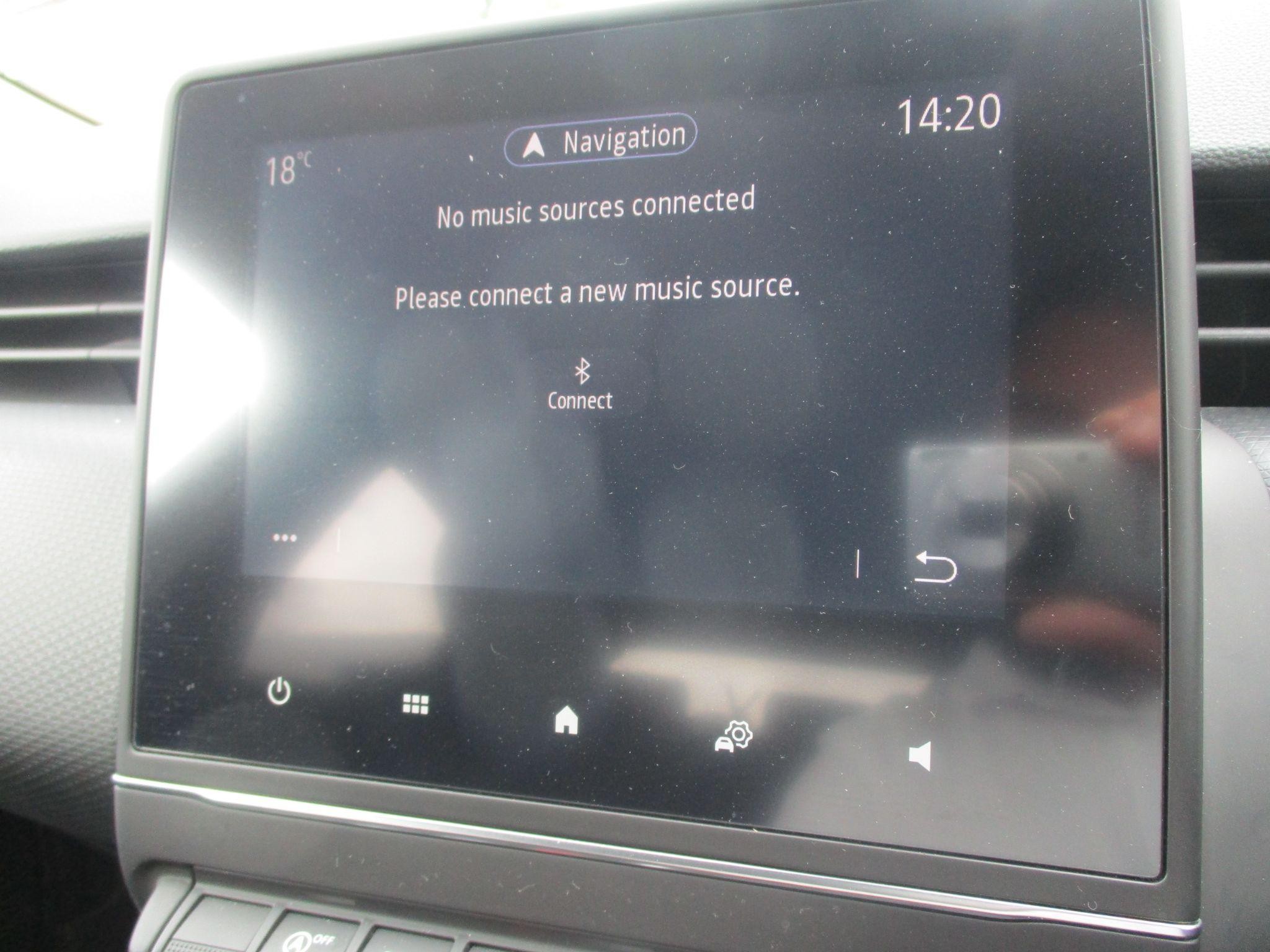 Renault Clio Image 18