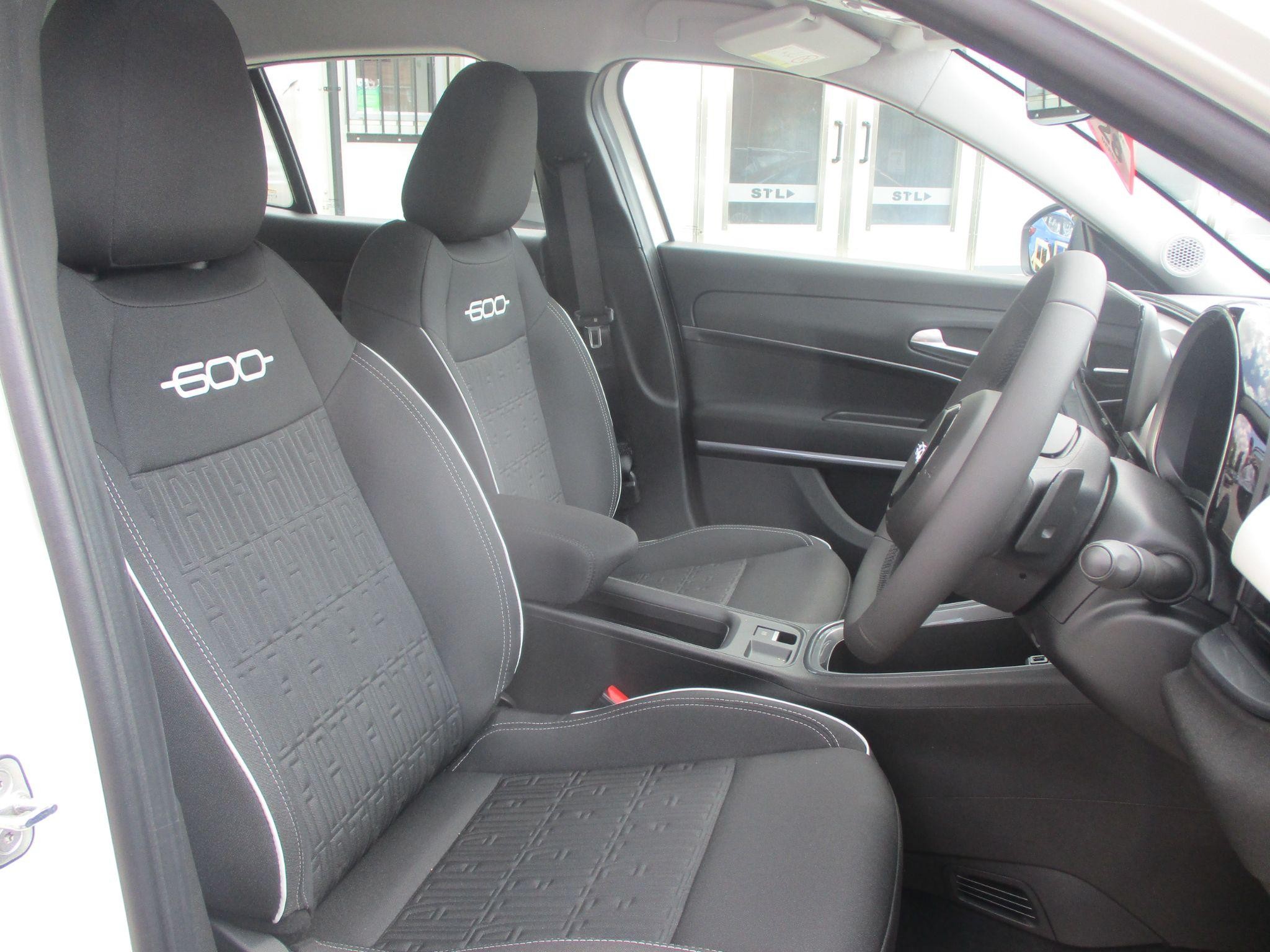 Fiat 600 Image 9