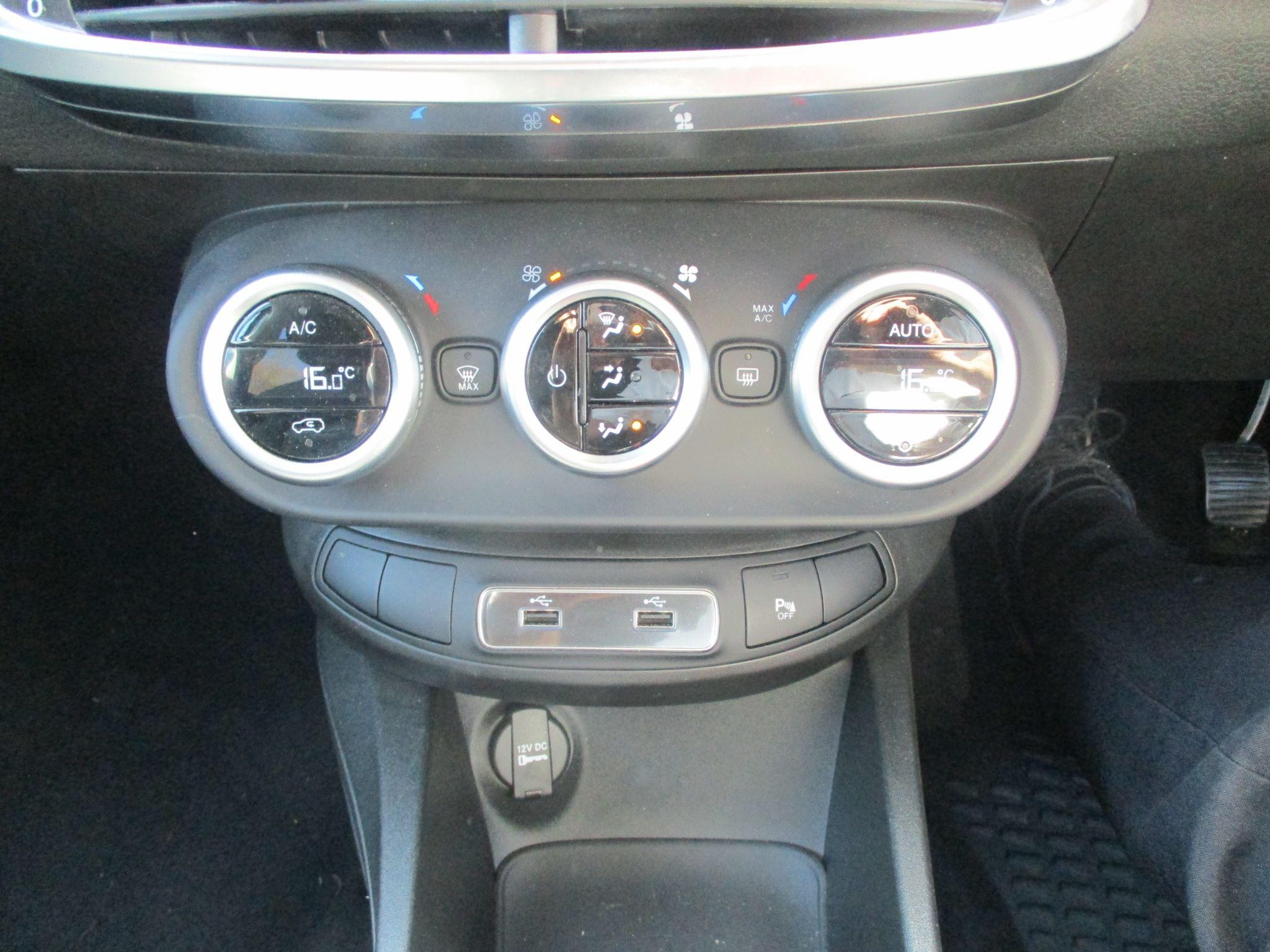 Fiat 500X Image 9