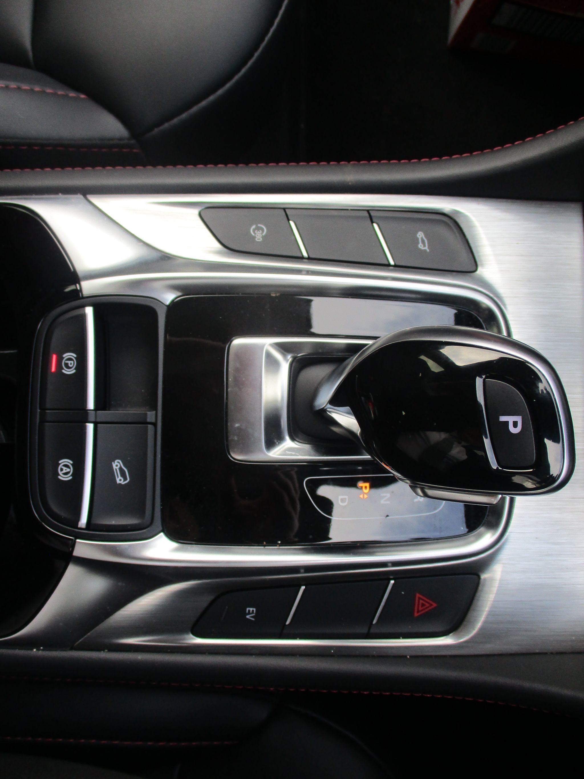 MG HS Plug-In Hybrid Image 20