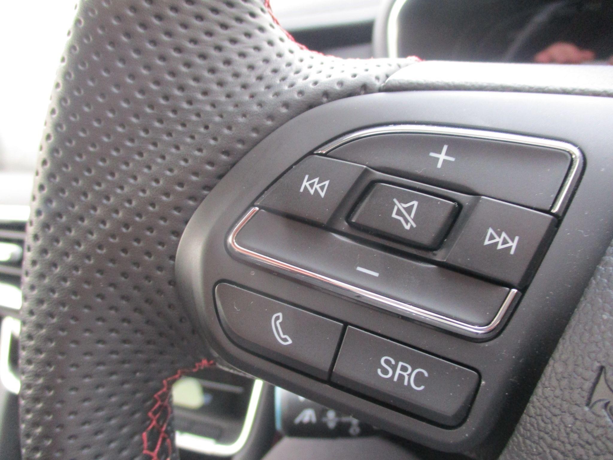 MG HS Plug-In Hybrid Image 22
