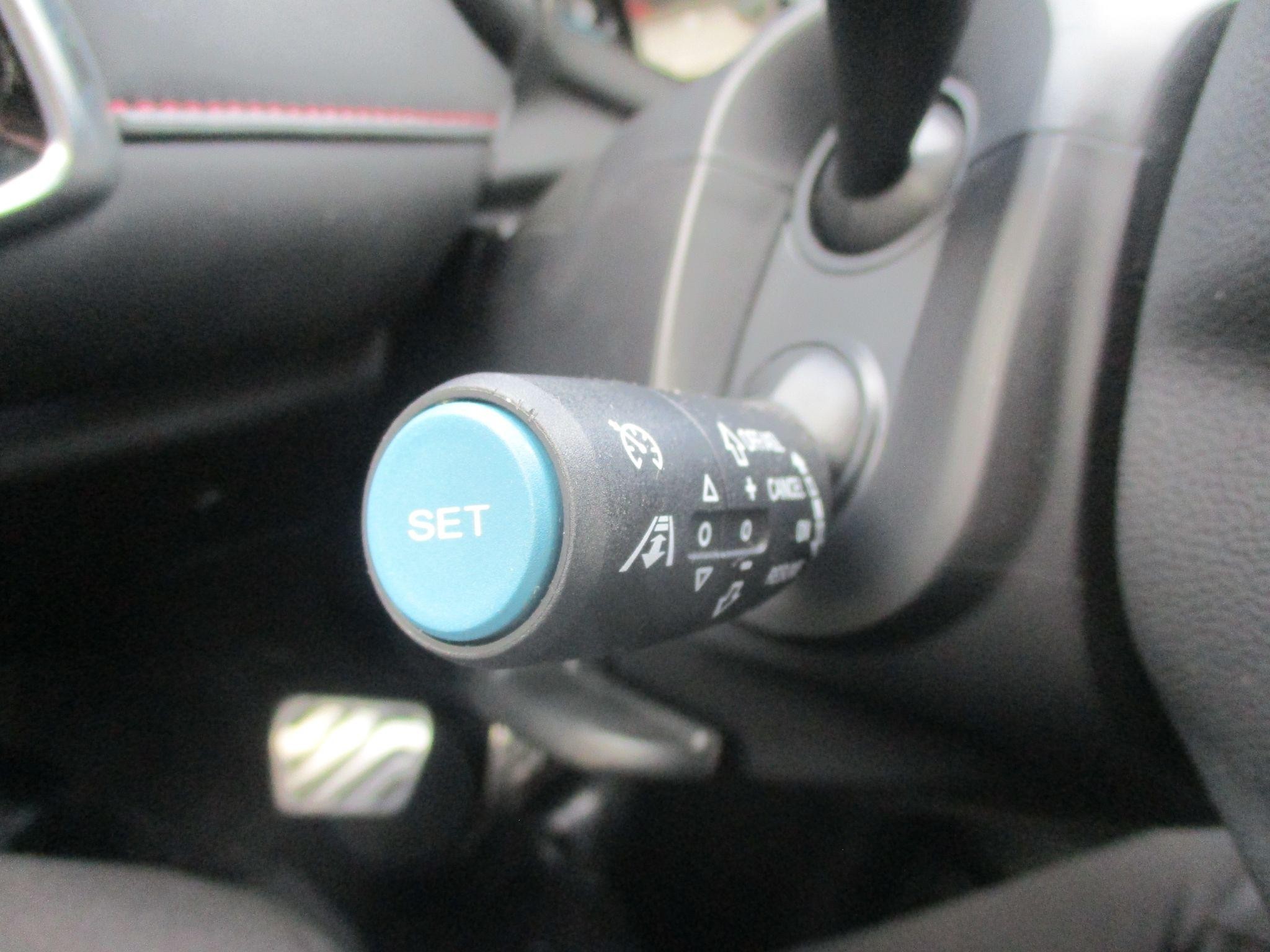 MG HS Plug-In Hybrid Image 25