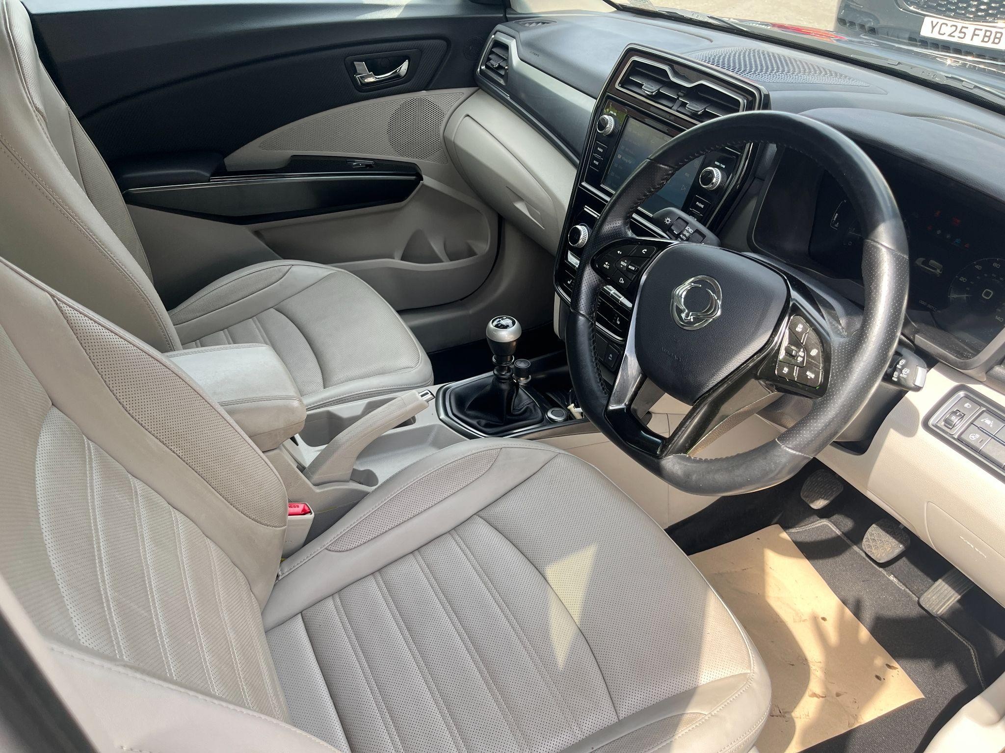 SSangyong Tivoli Image 13