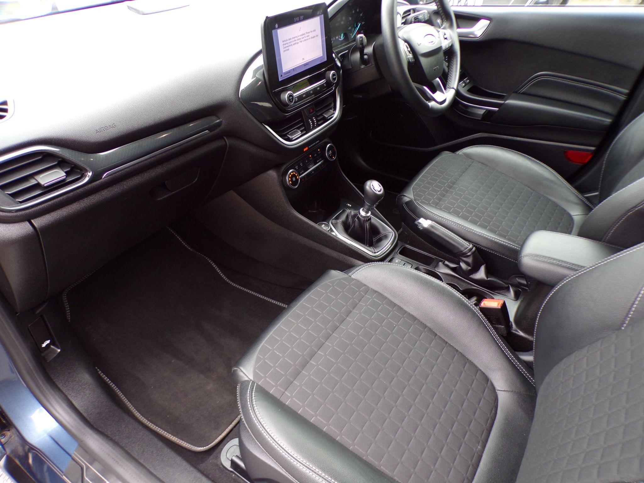 Ford Fiesta Image 15
