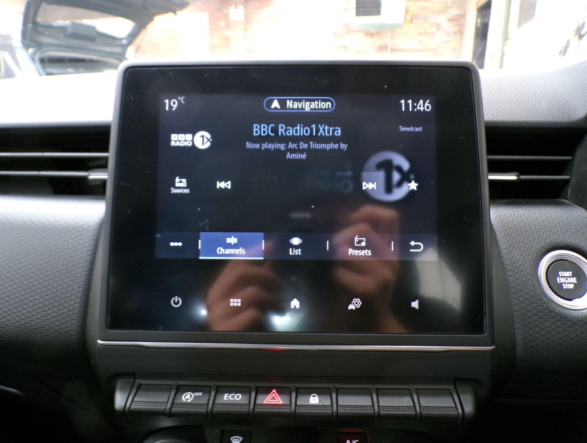 Renault Clio Image 17