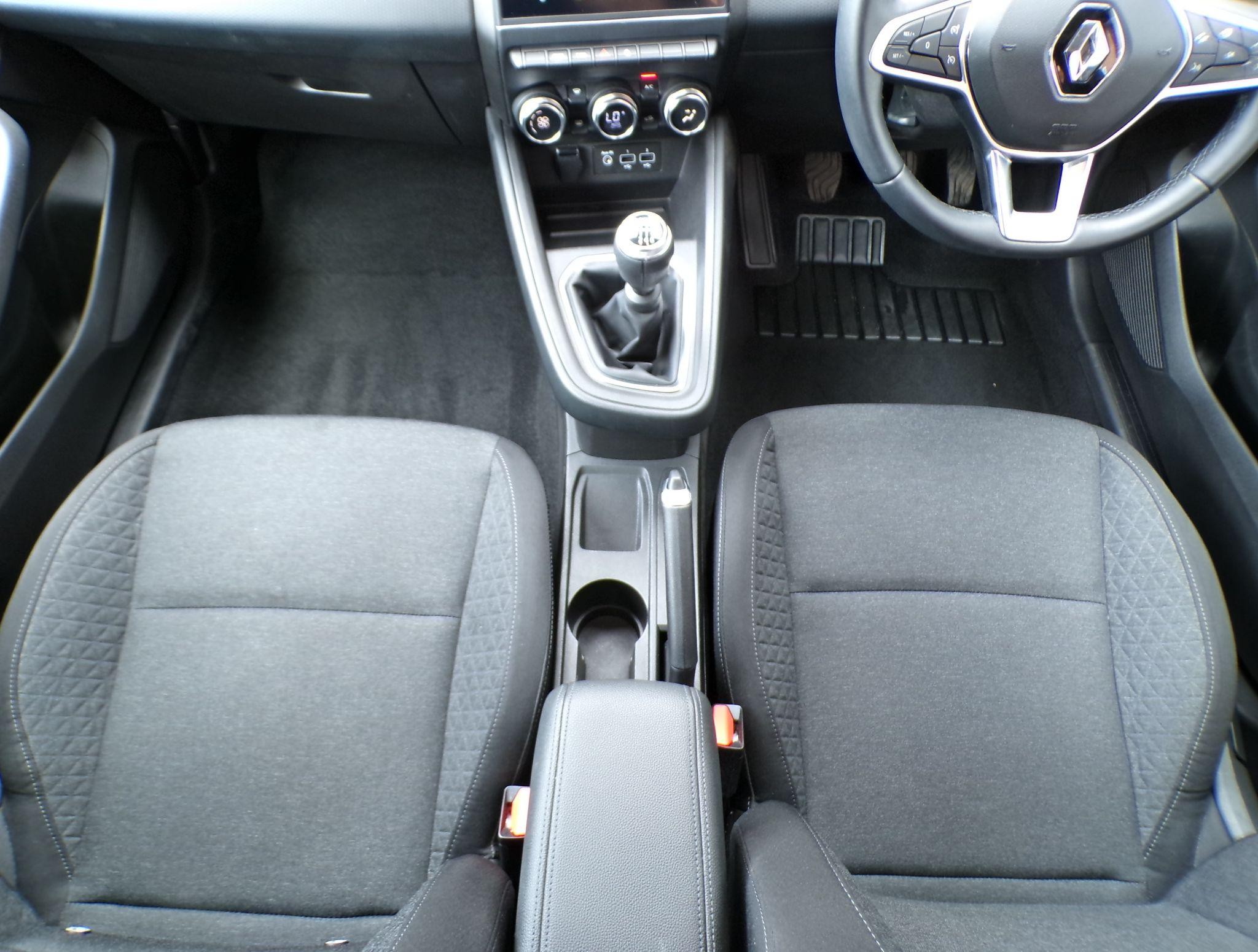 Renault Clio Image 19