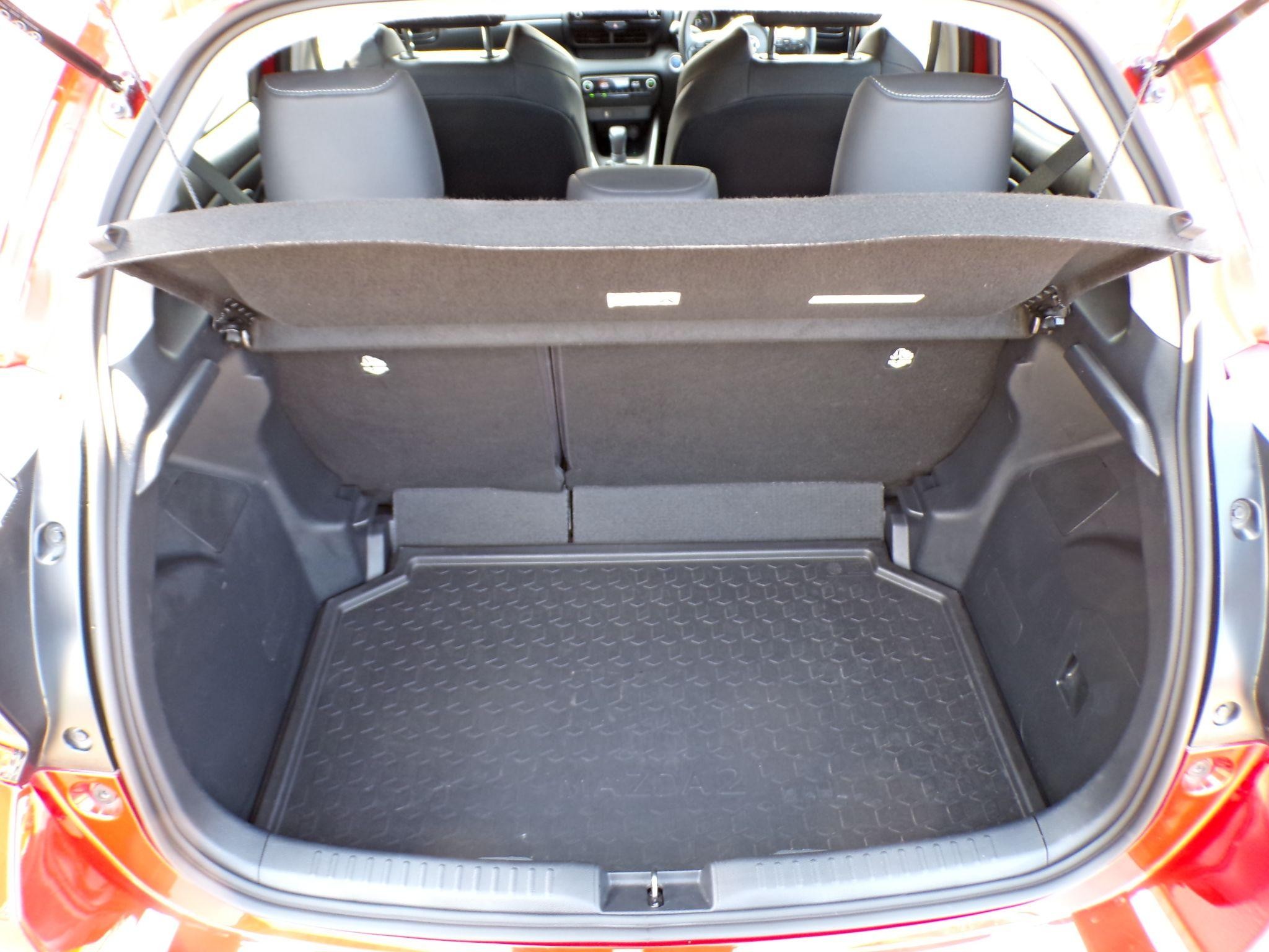 Mazda2 Hybrid Image 9