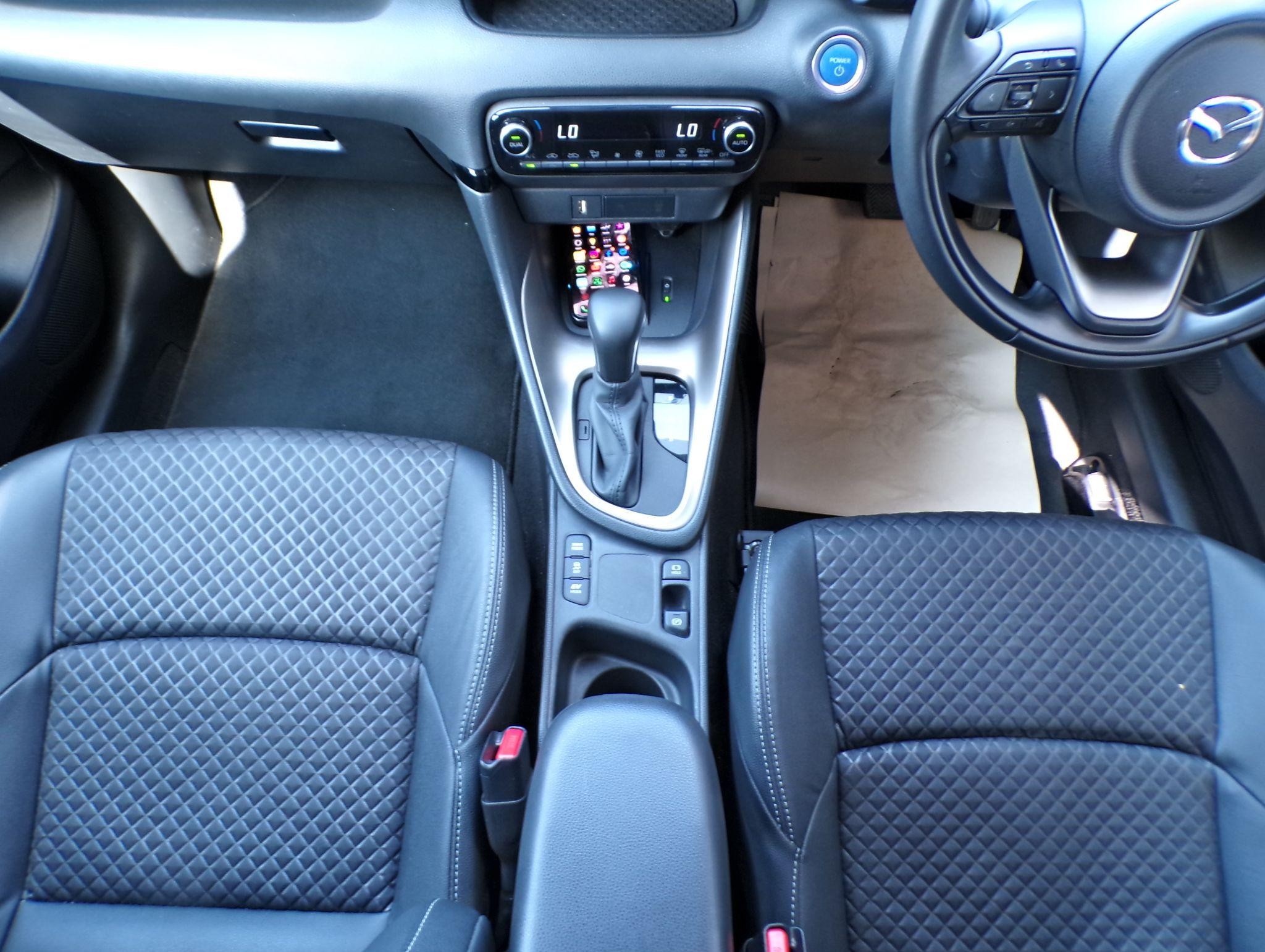 Mazda2 Hybrid Image 17