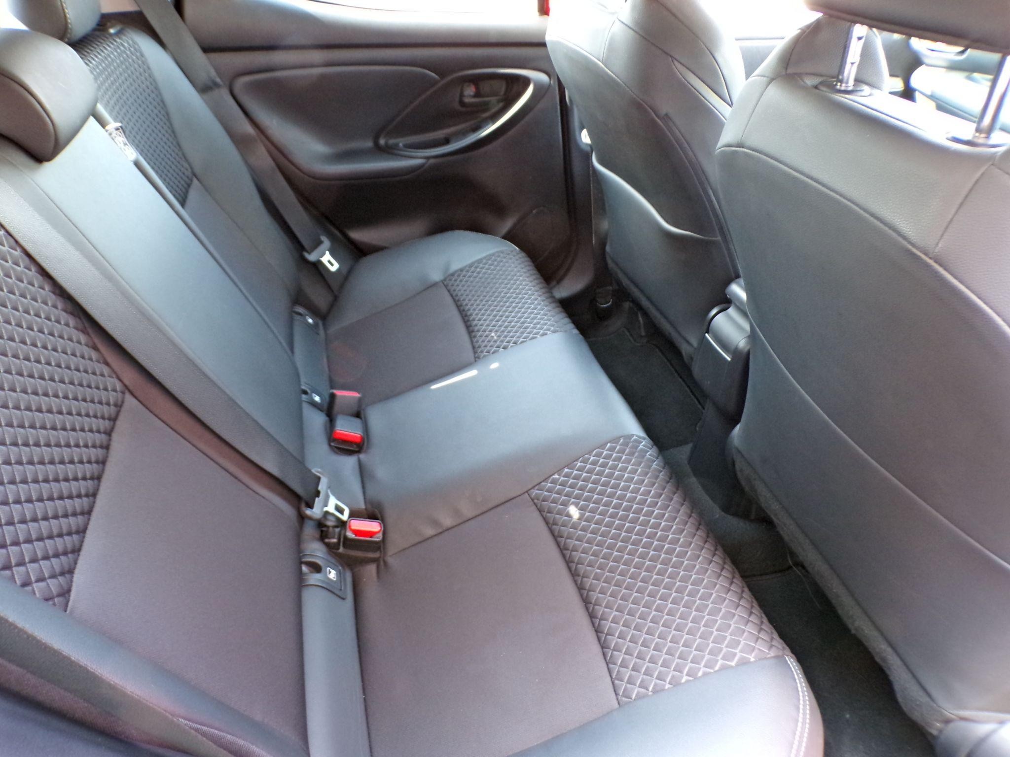 Mazda2 Hybrid Image 18