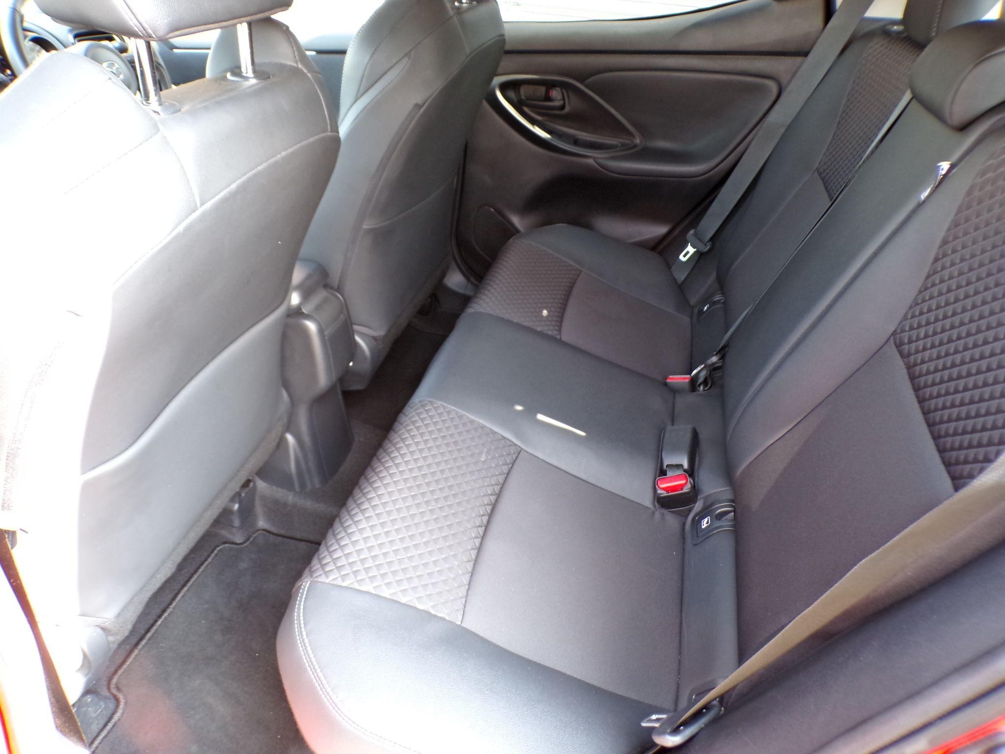 Mazda2 Hybrid Image 19