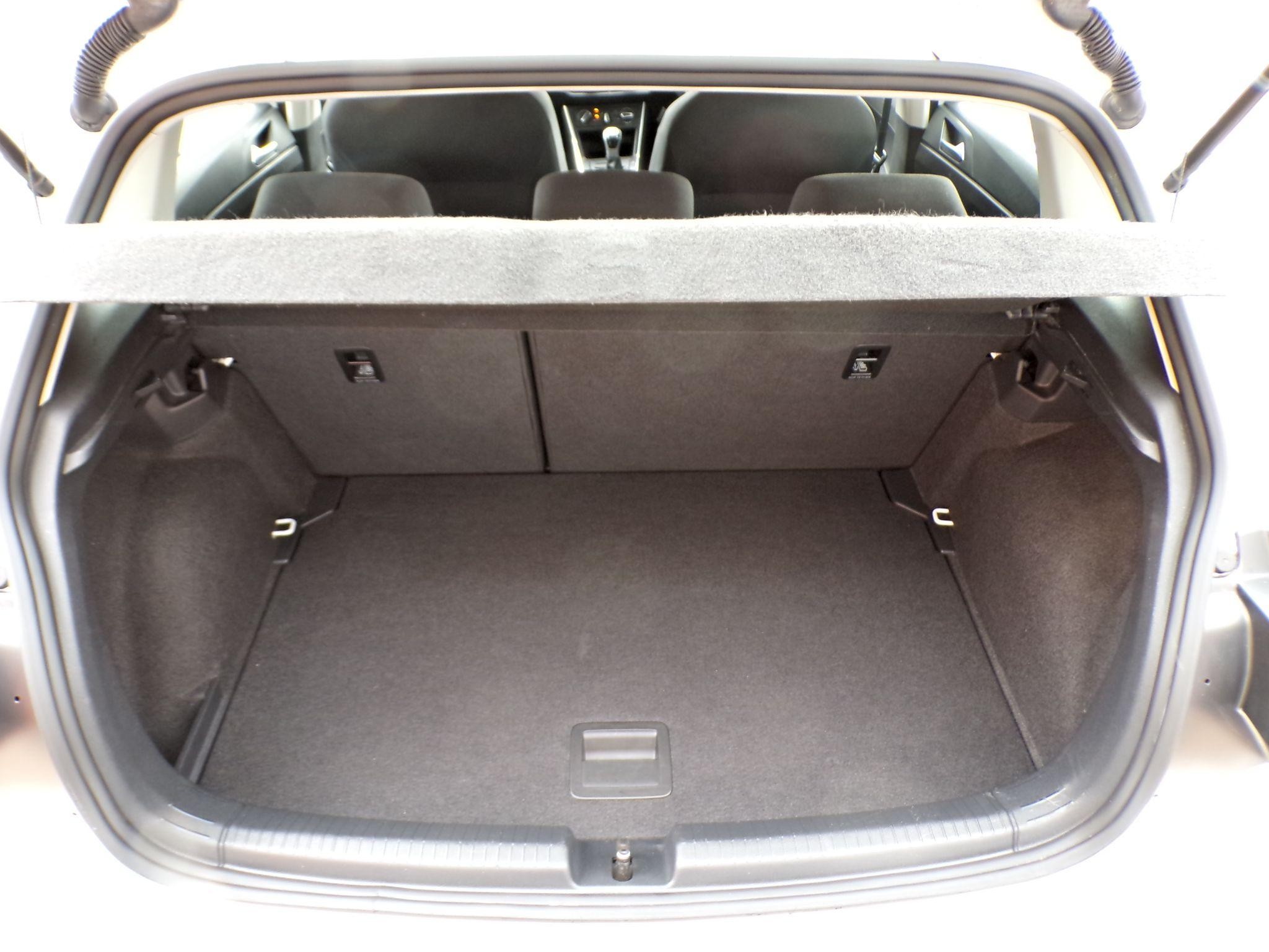 Volkswagen Polo Image 10