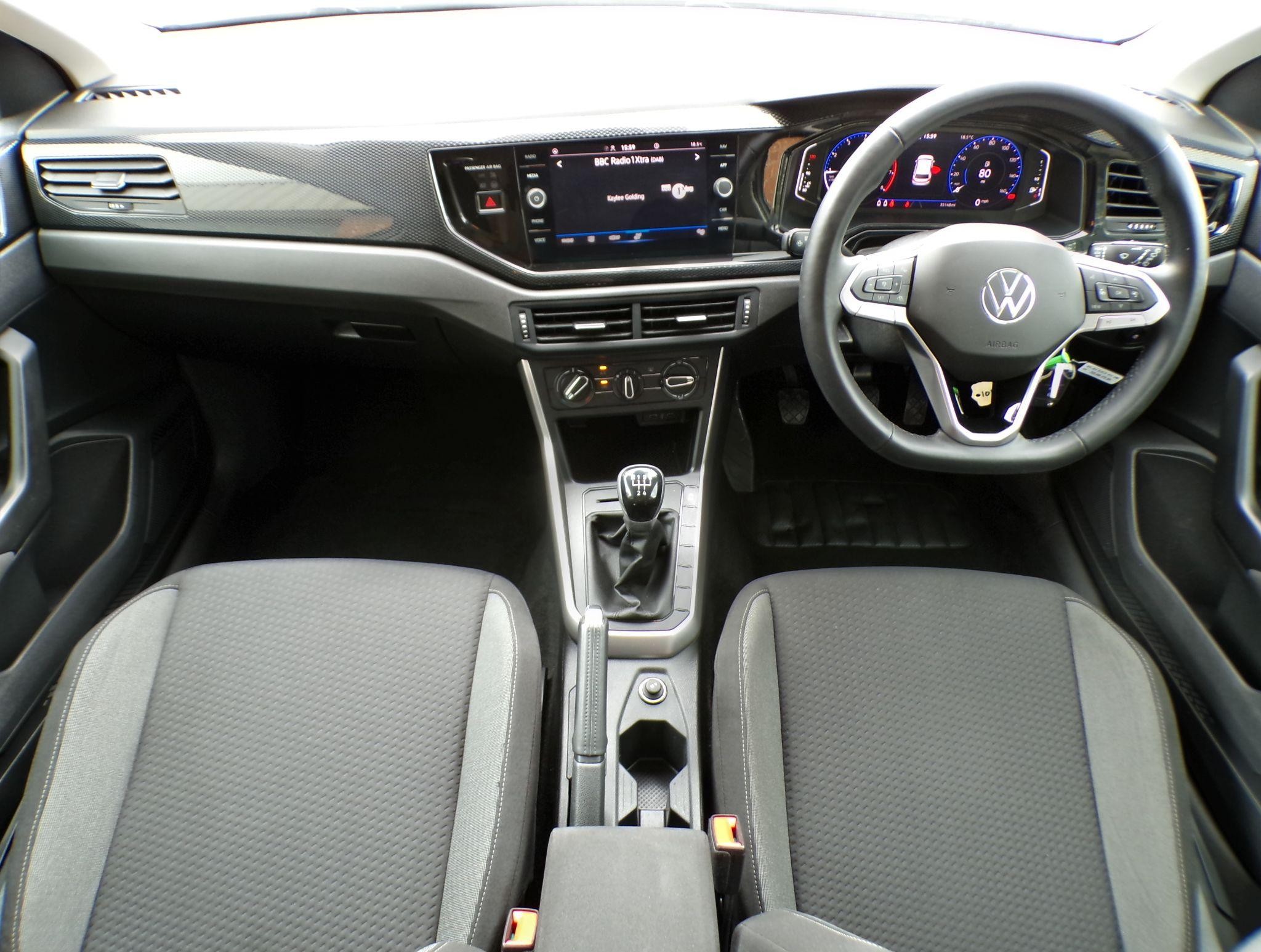 Volkswagen Polo Image 12