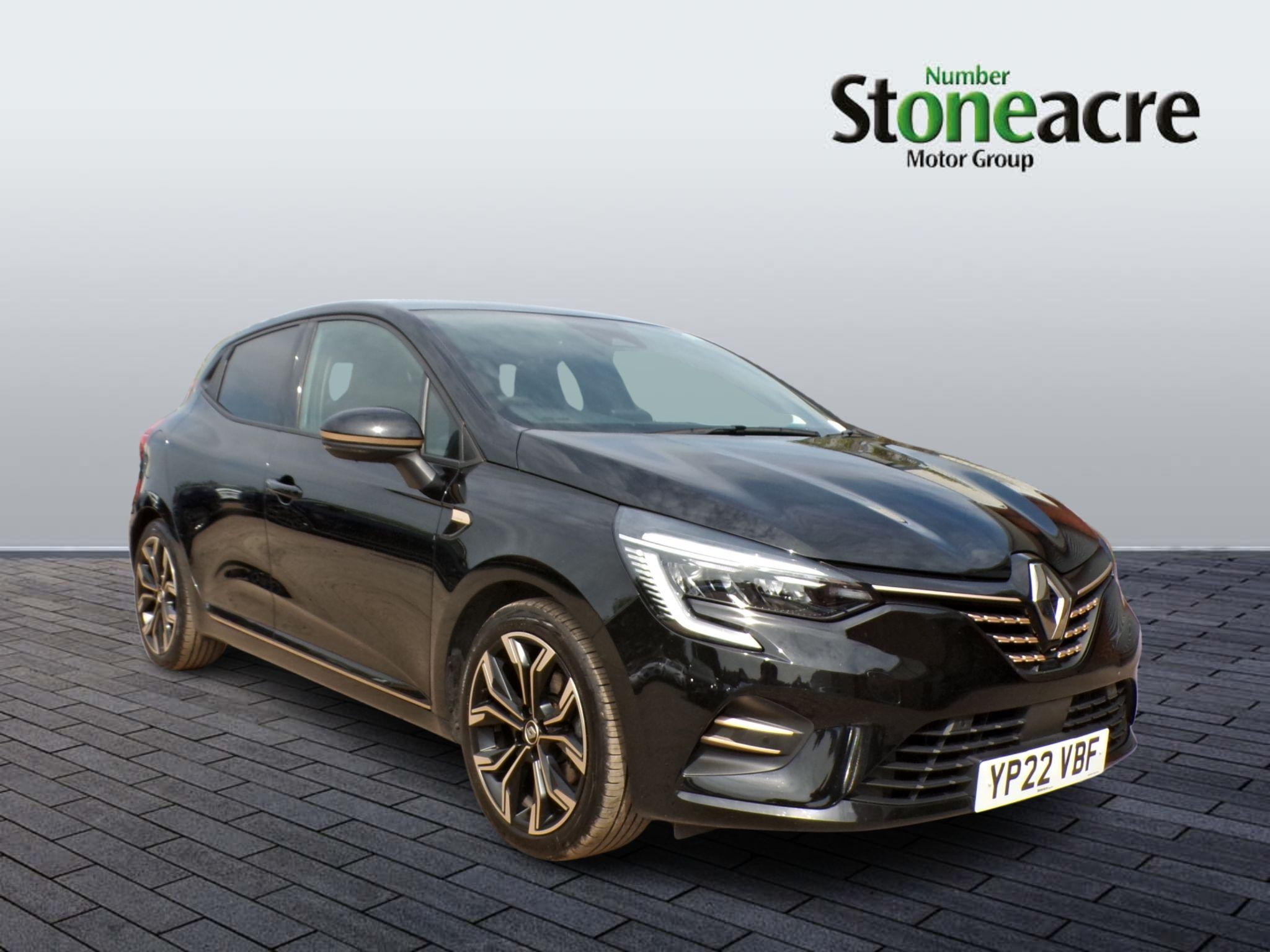 Renault Clio Image 1