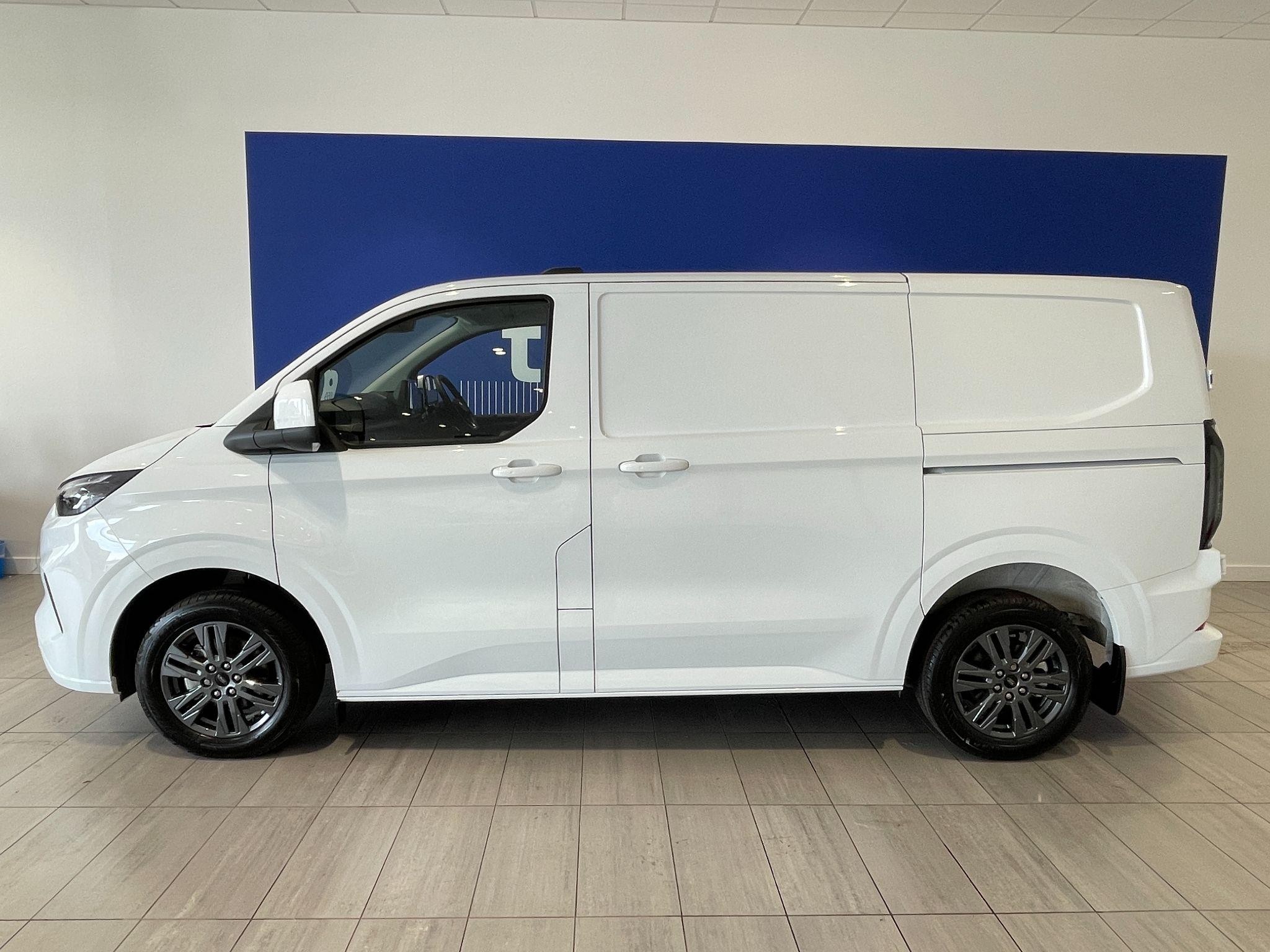 Ford Transit Custom Image 1