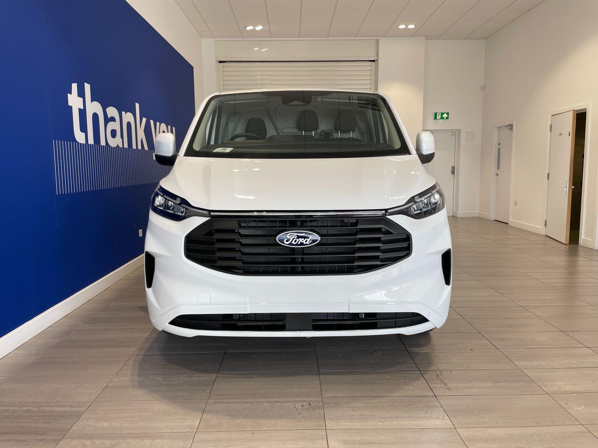 Ford Transit Custom Image 2