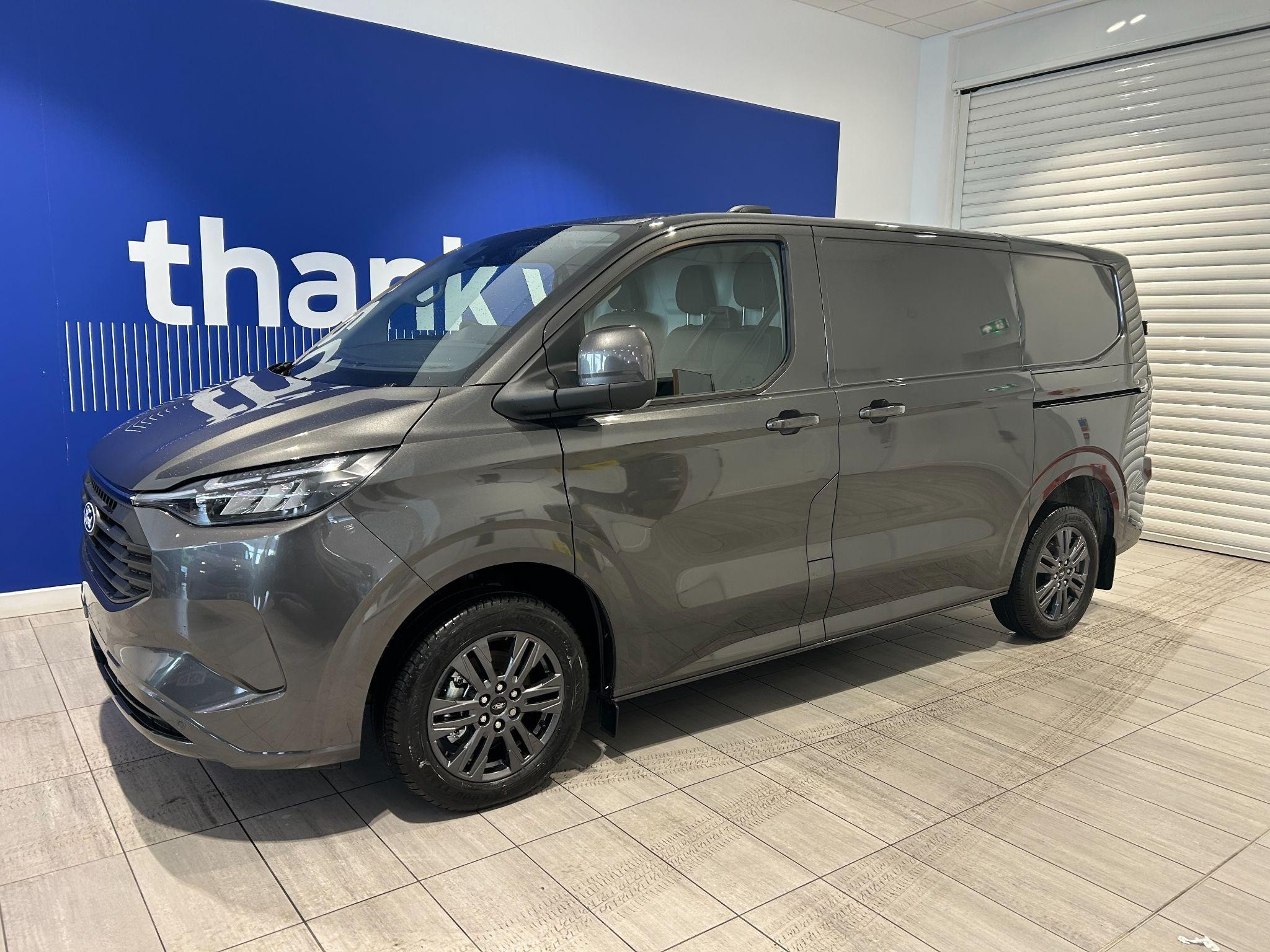 Ford Transit Custom Image 1
