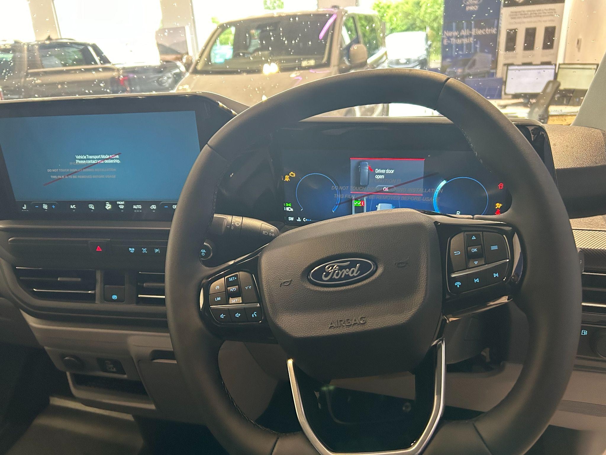 Ford Transit Custom Image 13