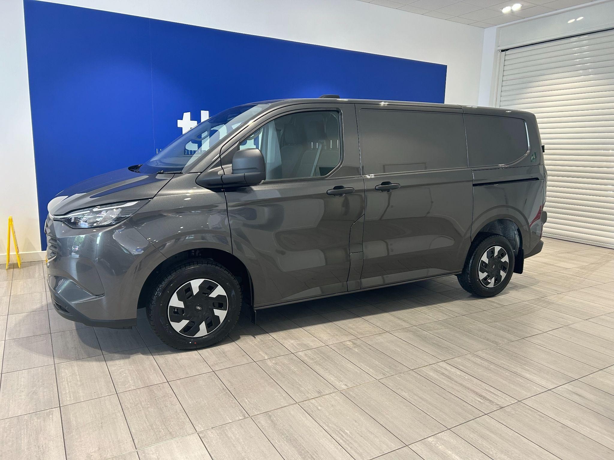 Ford Transit Custom Image 4