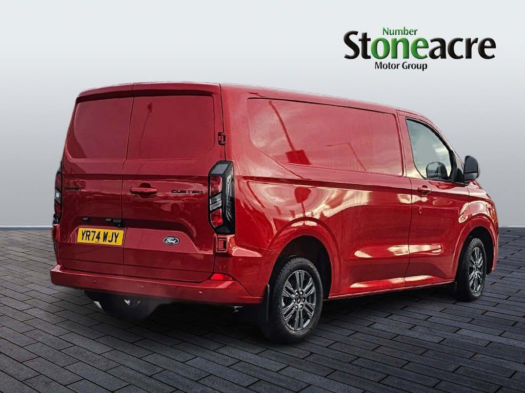 Ford Transit Custom Image 5