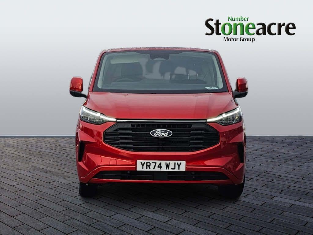 Ford Transit Custom Image 10