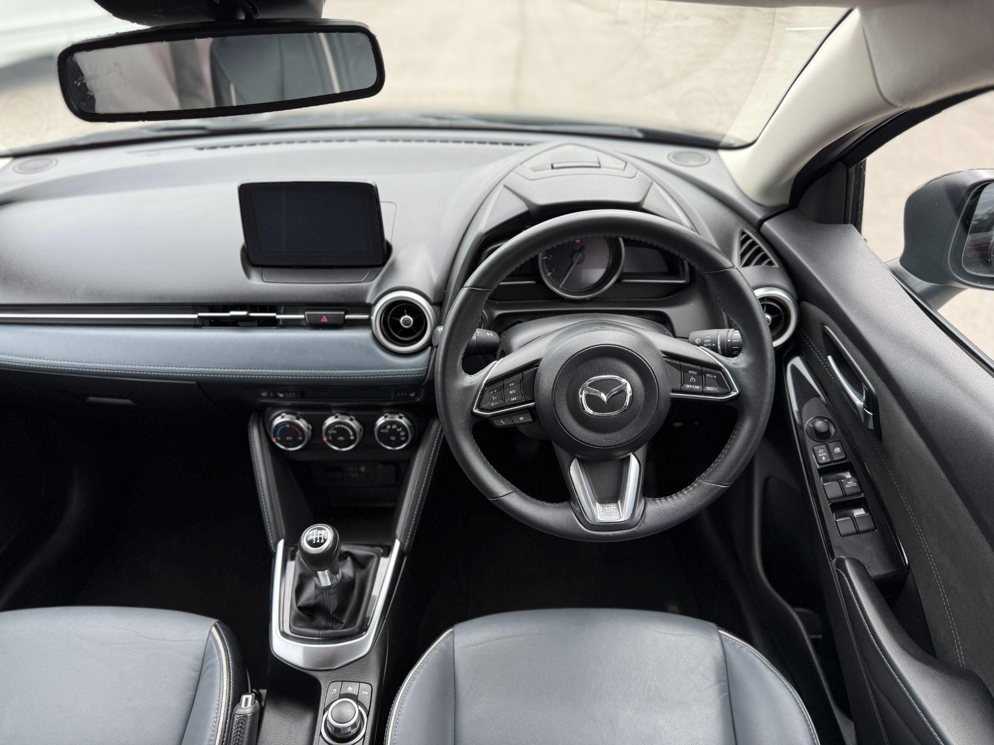 Mazda2 Image 10