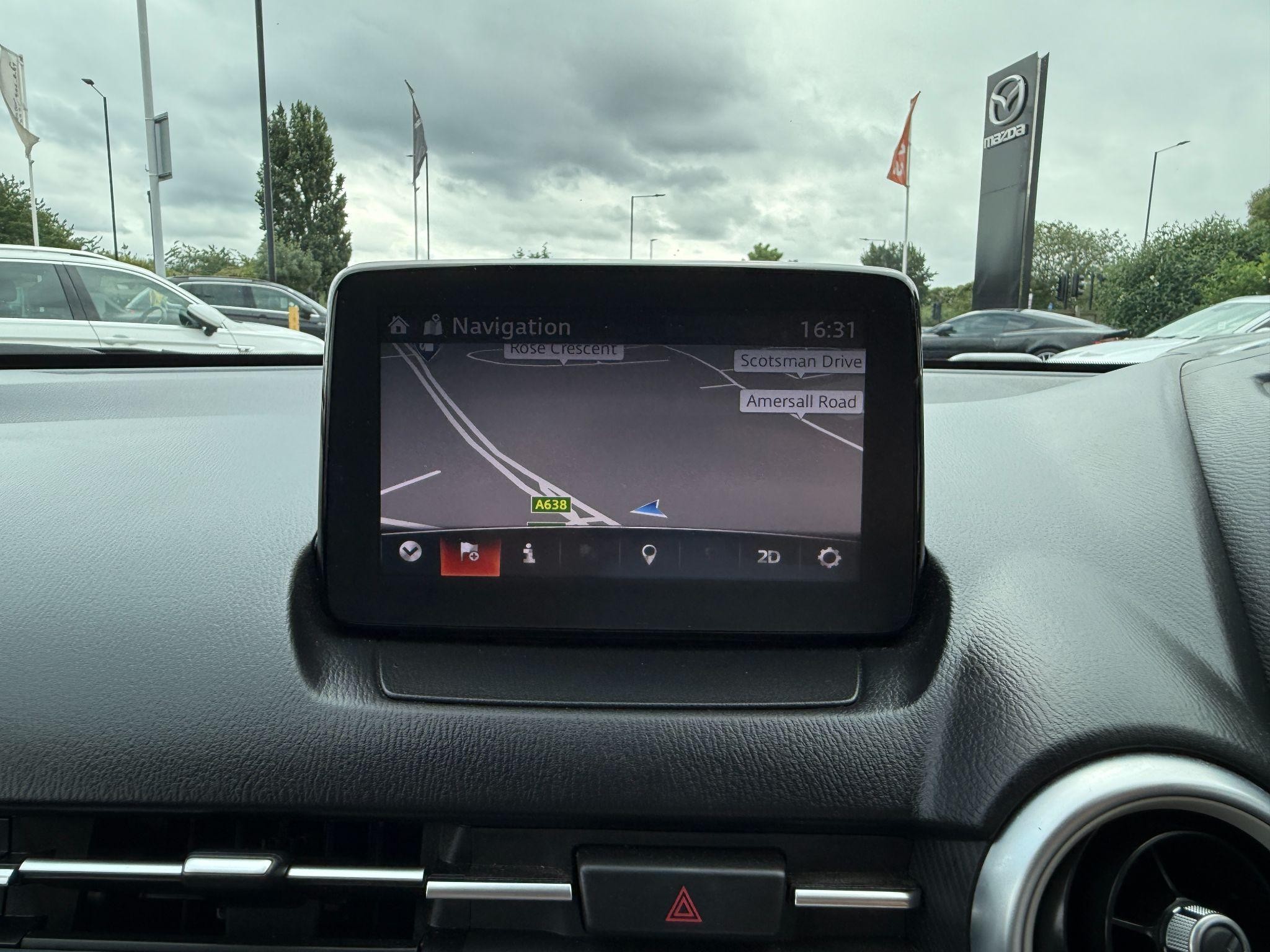 Mazda2 Image 21