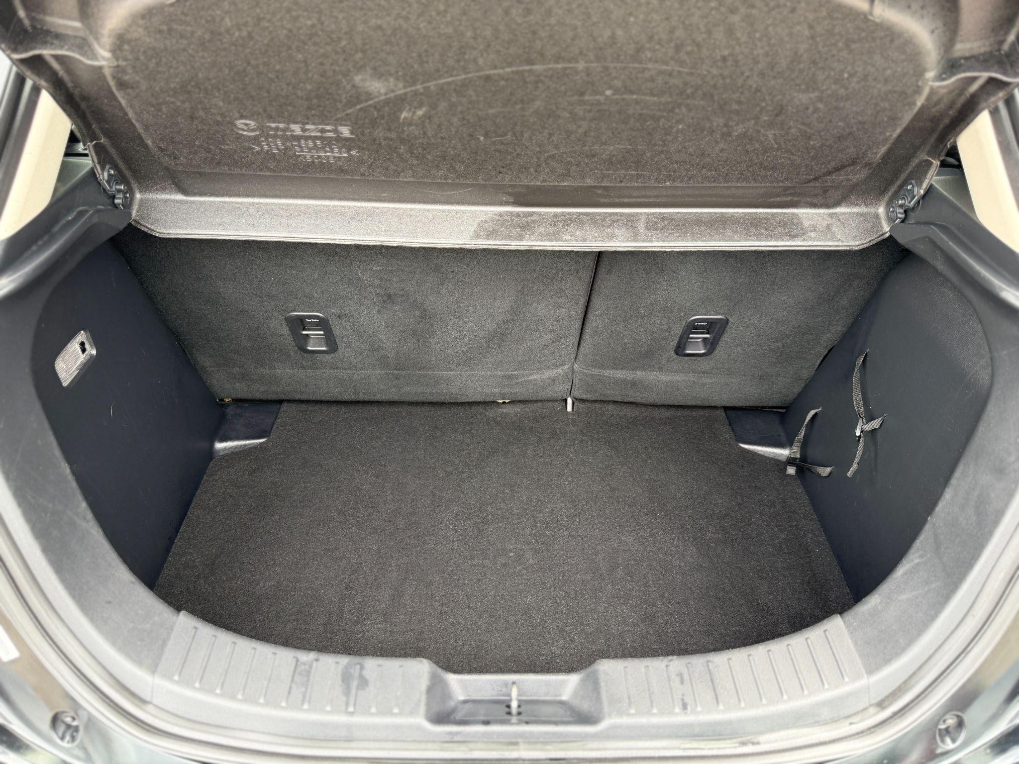 Mazda2 Image 25