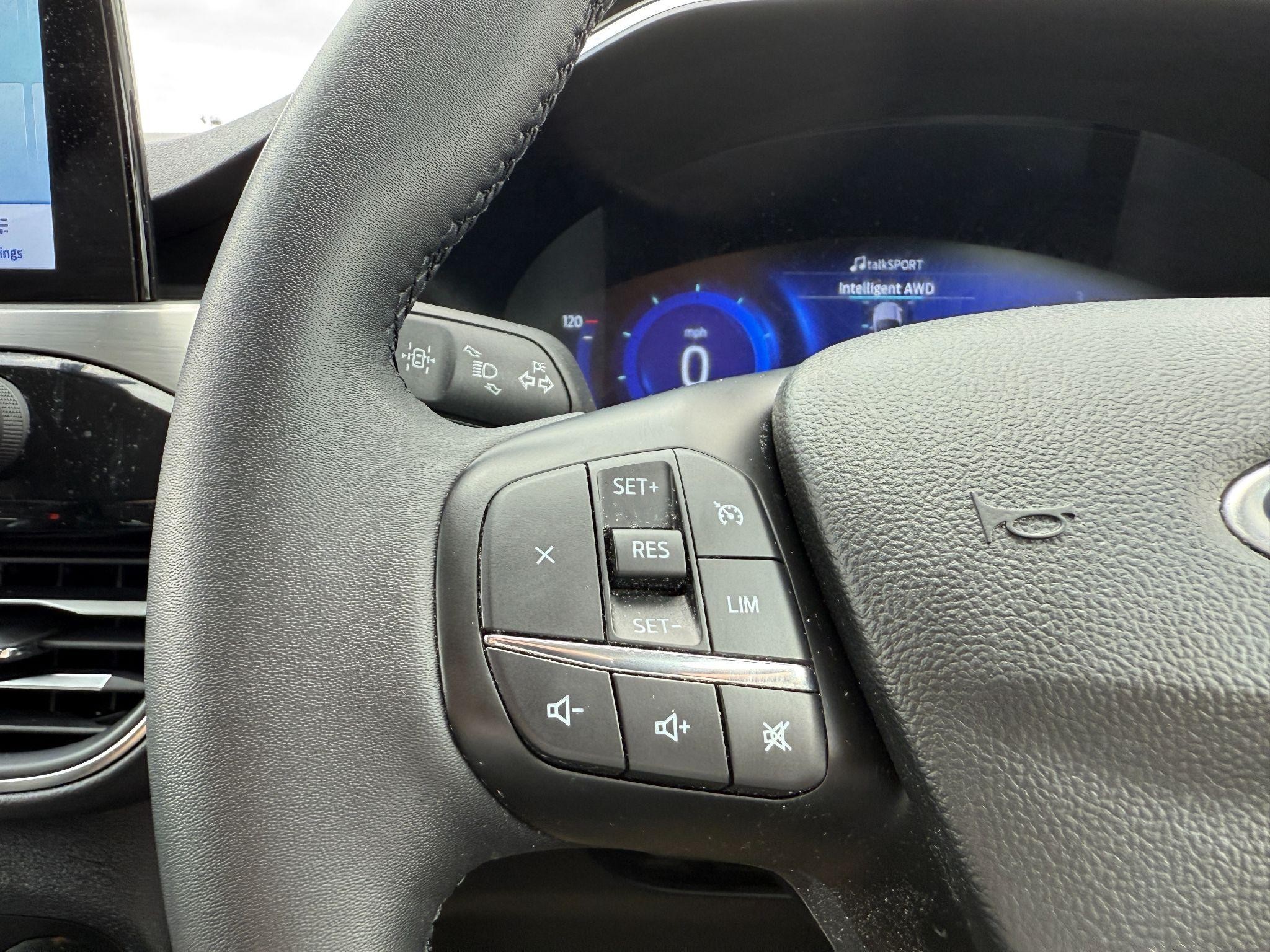 Ford Kuga Image 18