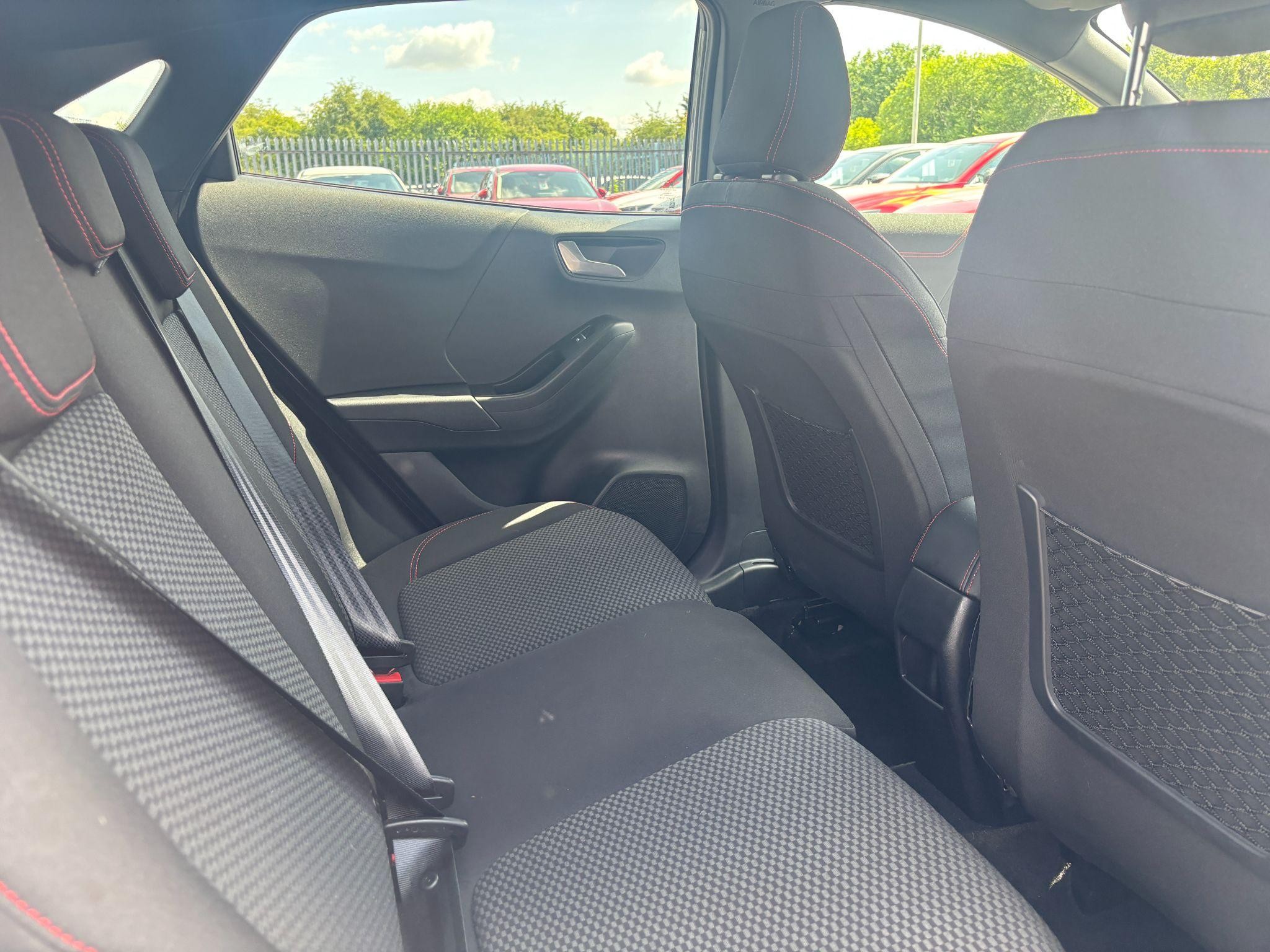 Ford Puma Image 11