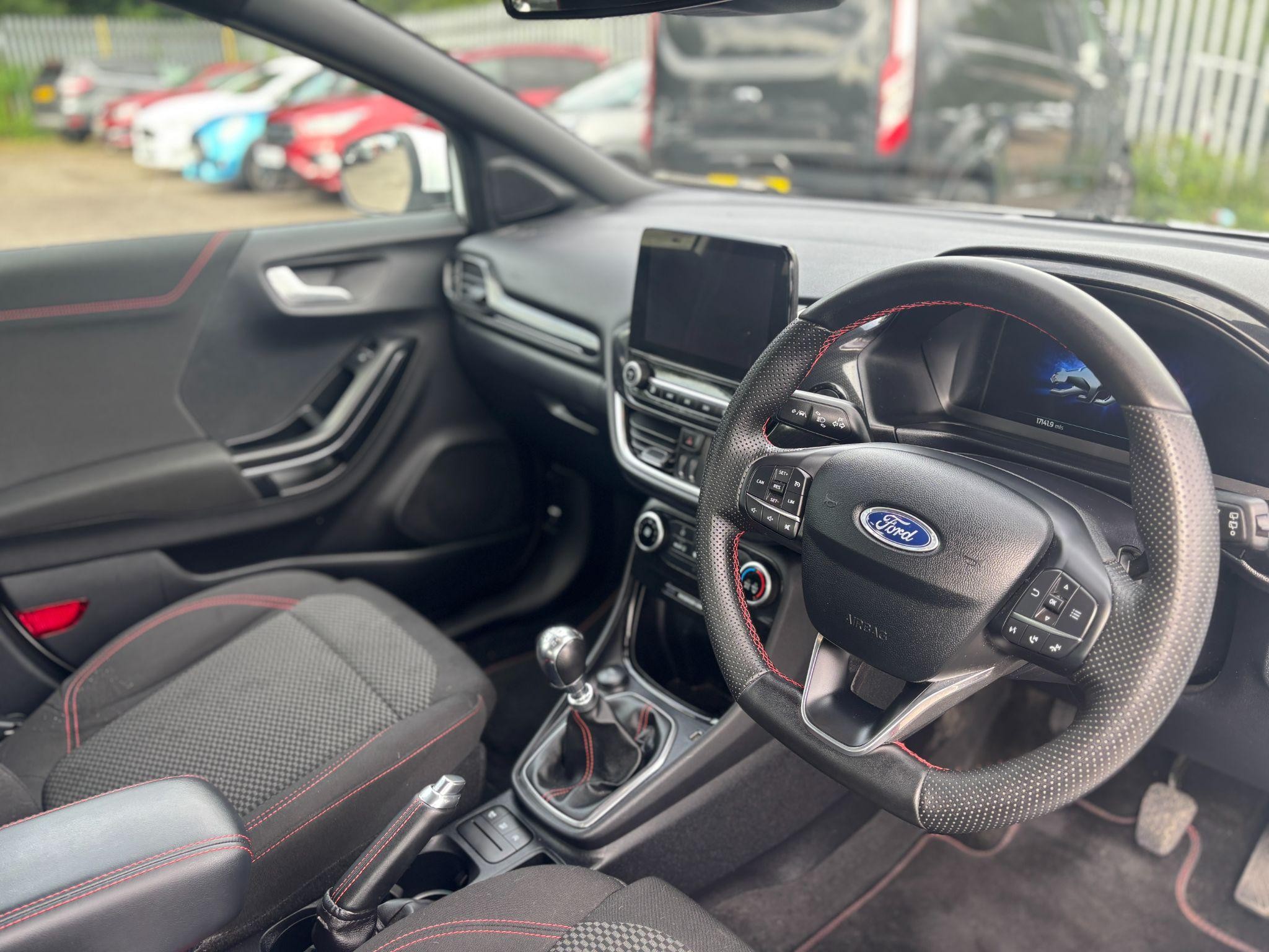 Ford Puma Image 25