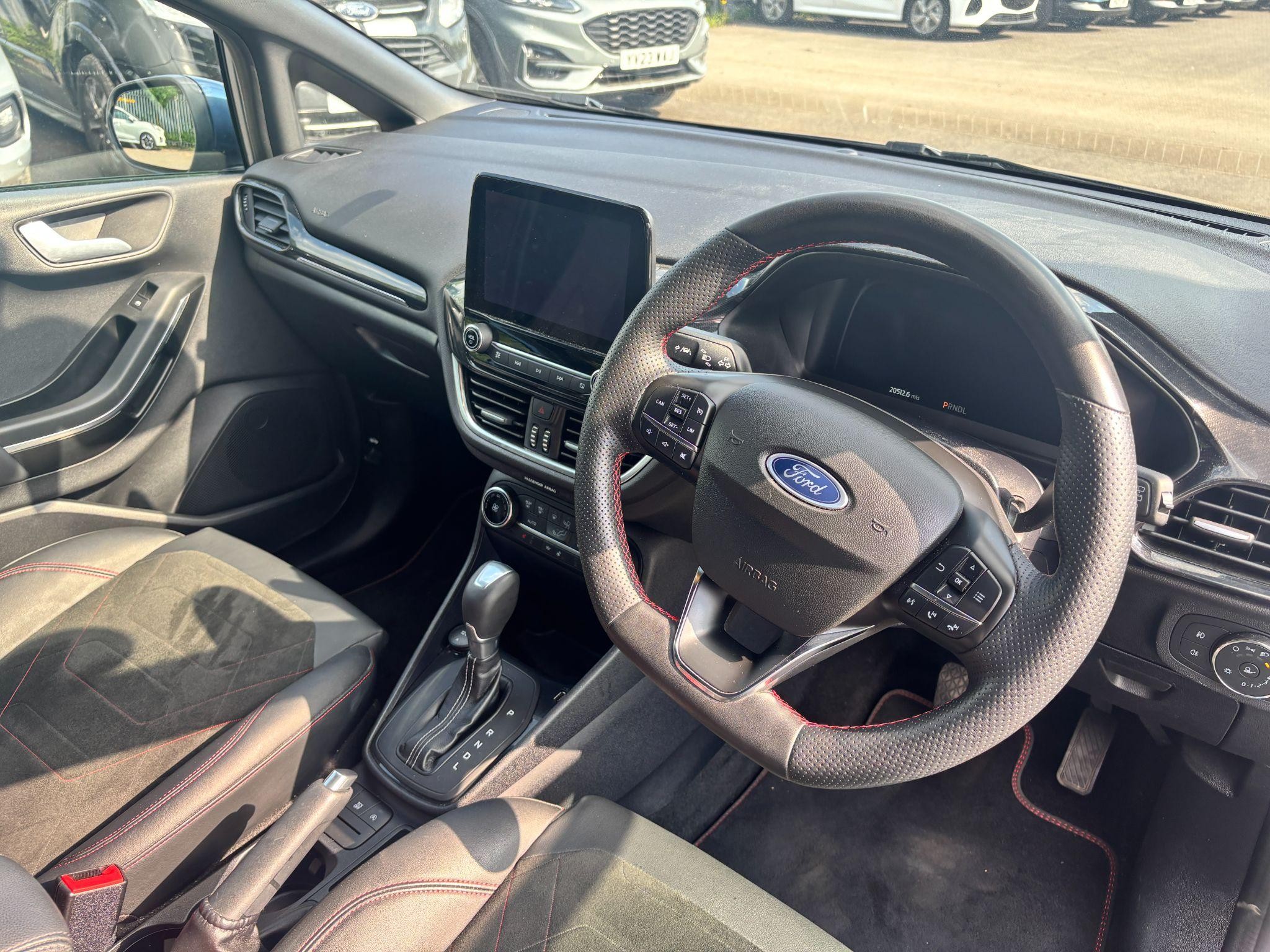 Ford Fiesta Image 9