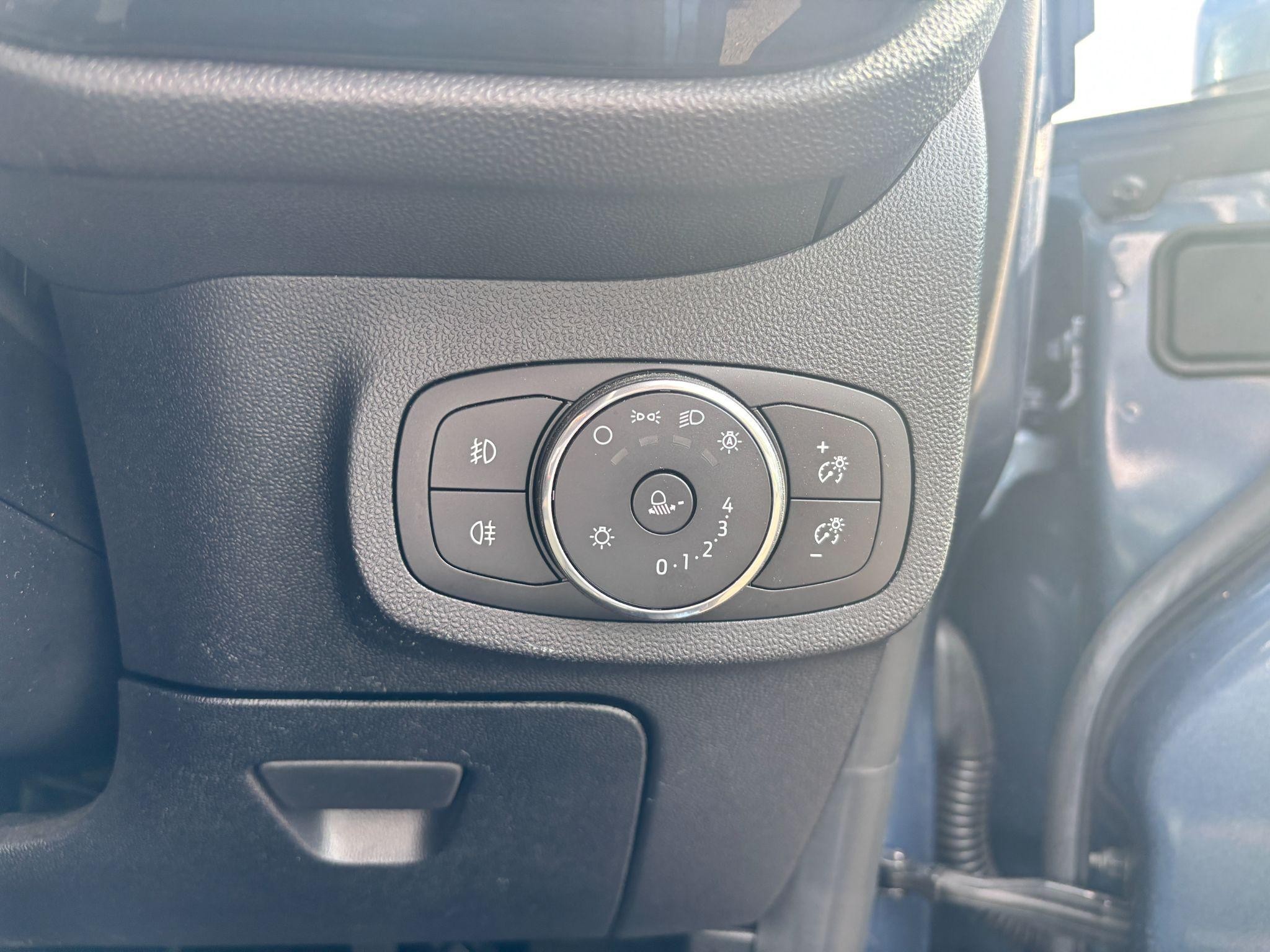 Ford Fiesta Image 15