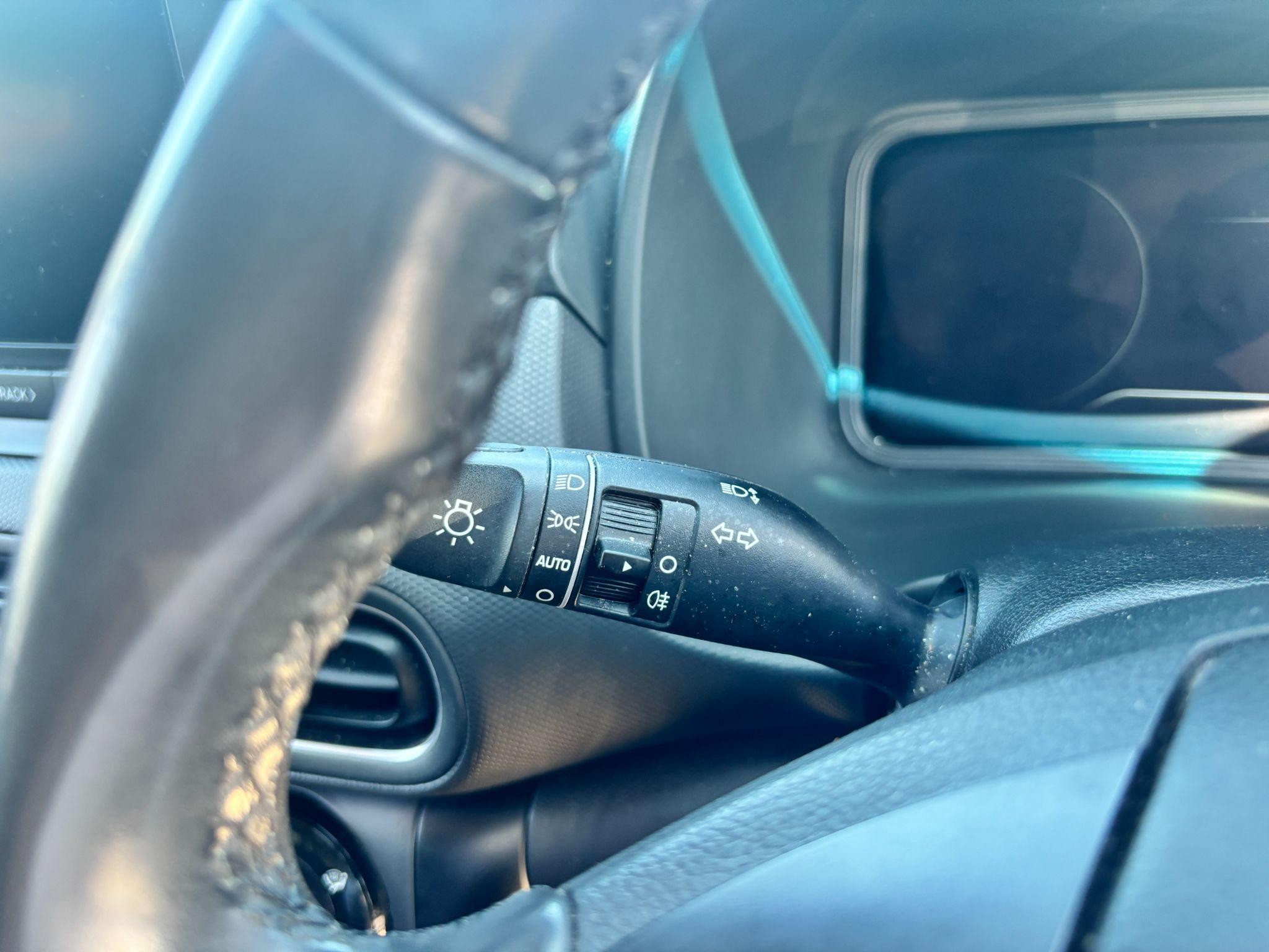 Hyundai KONA Image 19