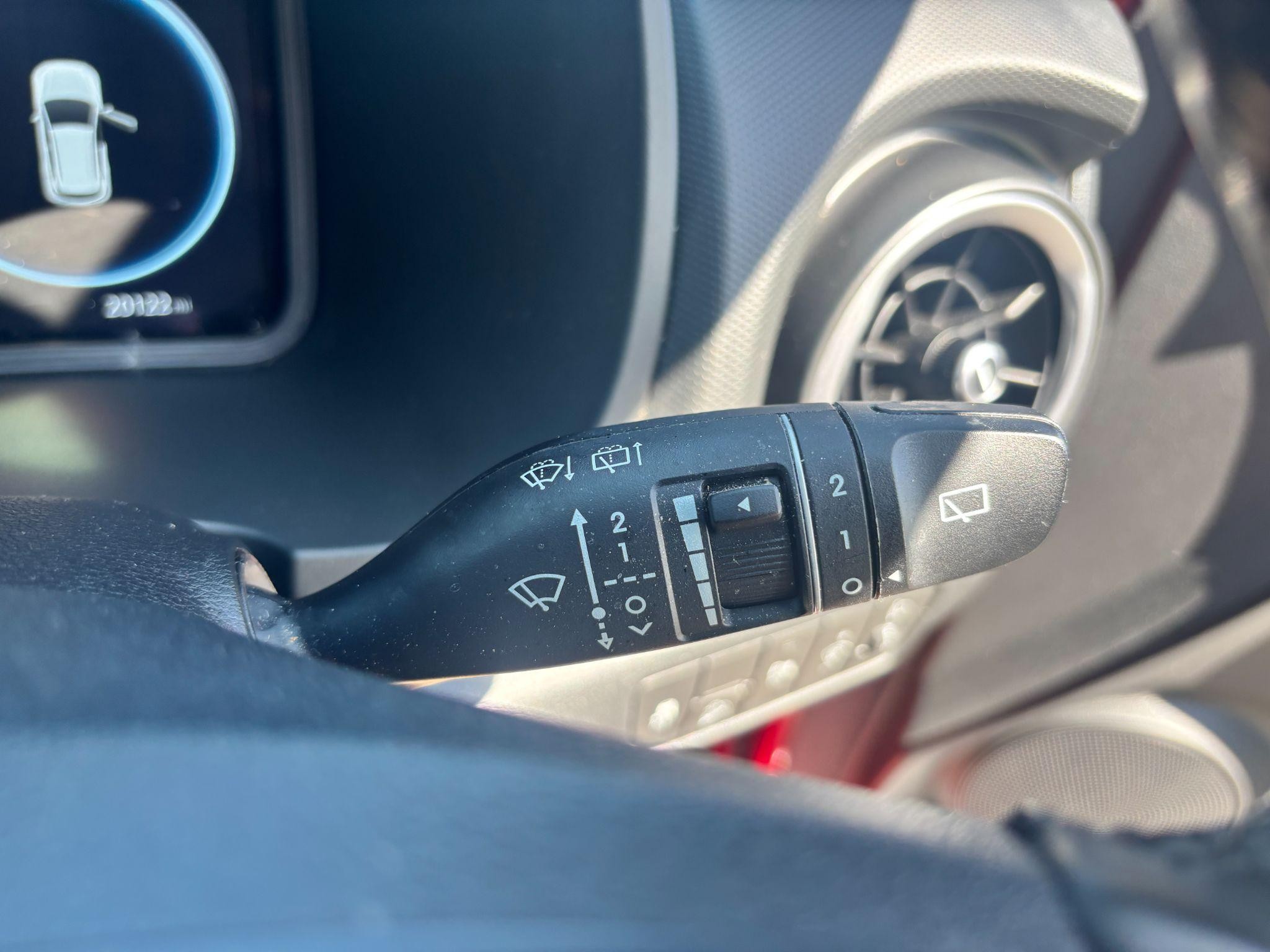 Hyundai KONA Image 20