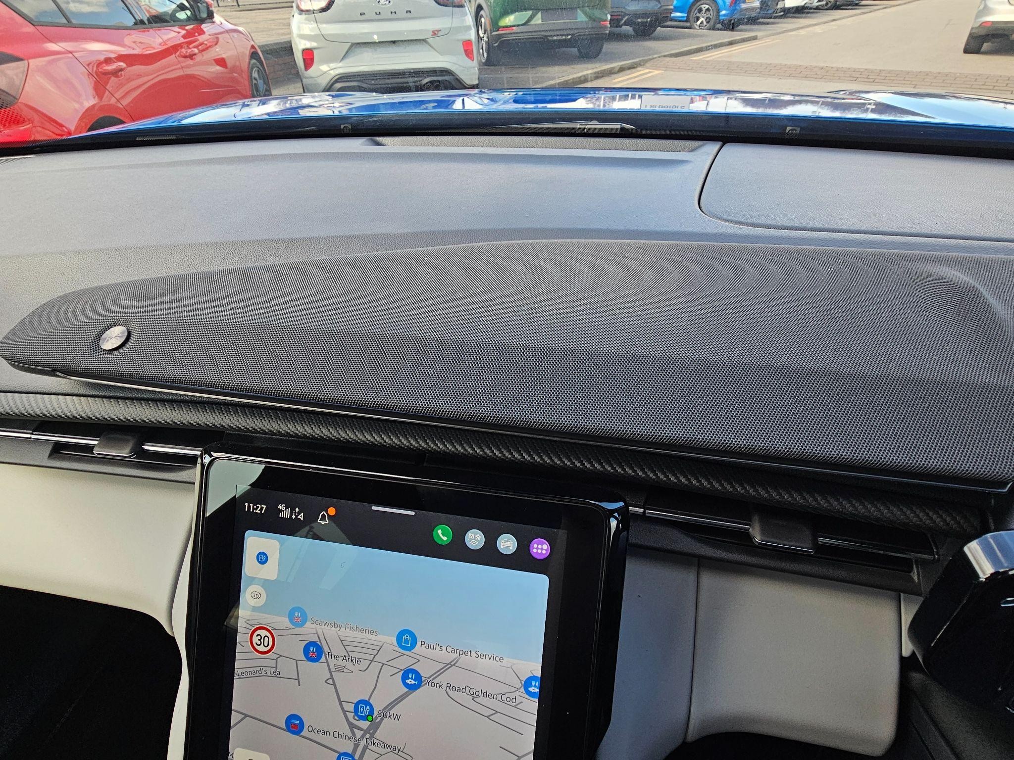 Ford Explorer Image 13
