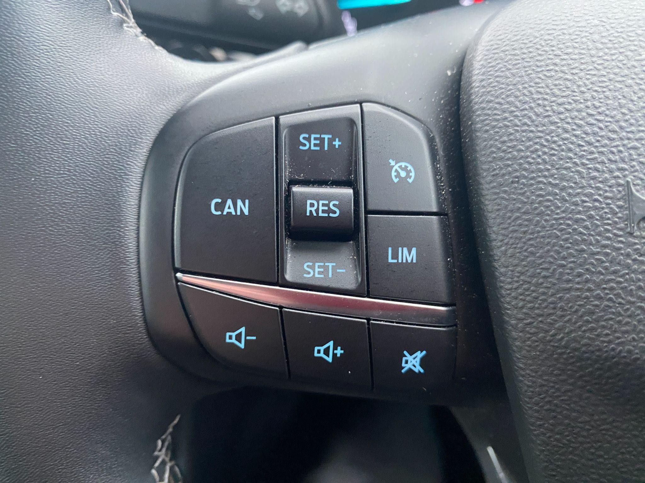 Ford Fiesta Image 19