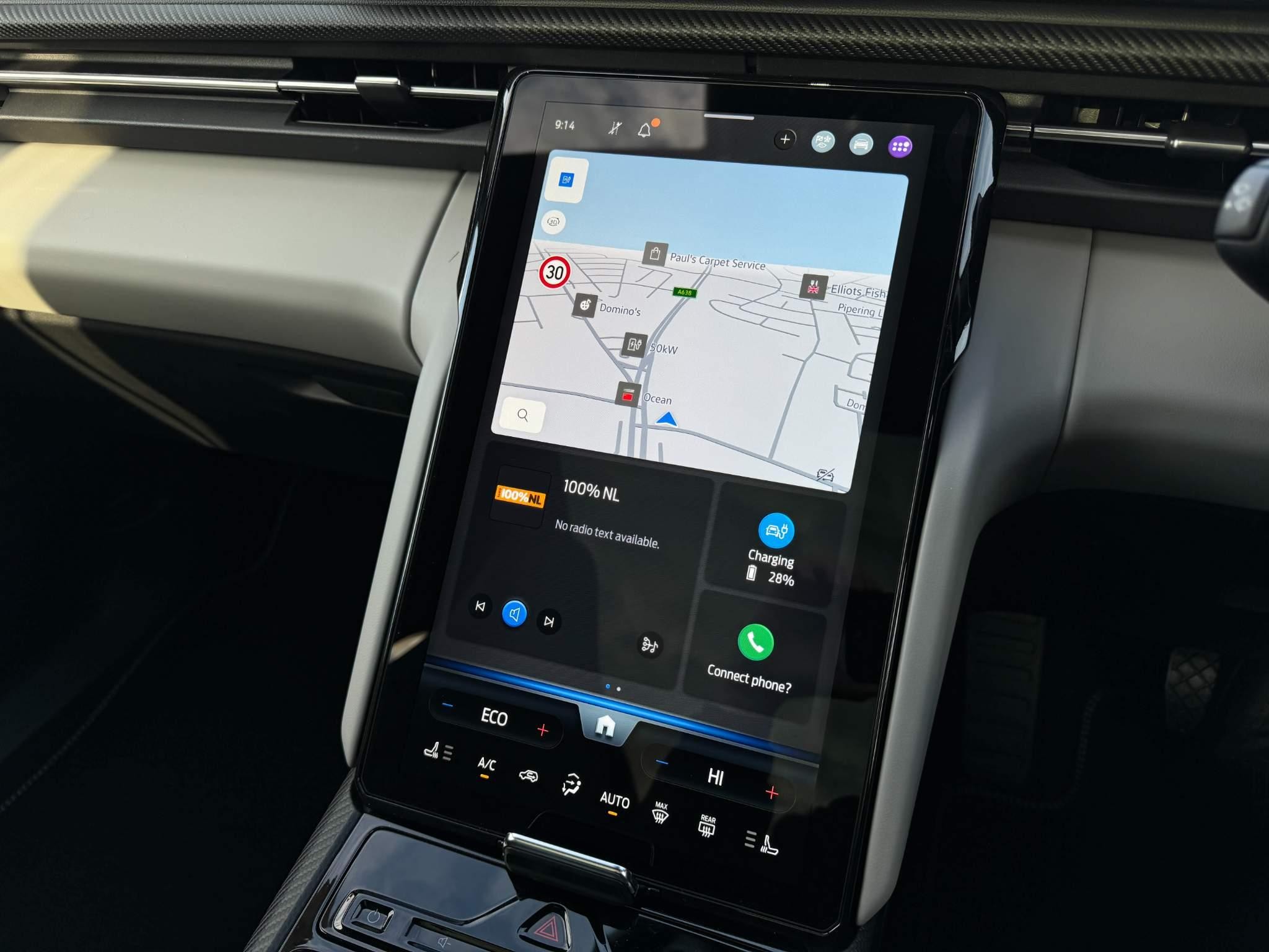 Ford Explorer Image 21