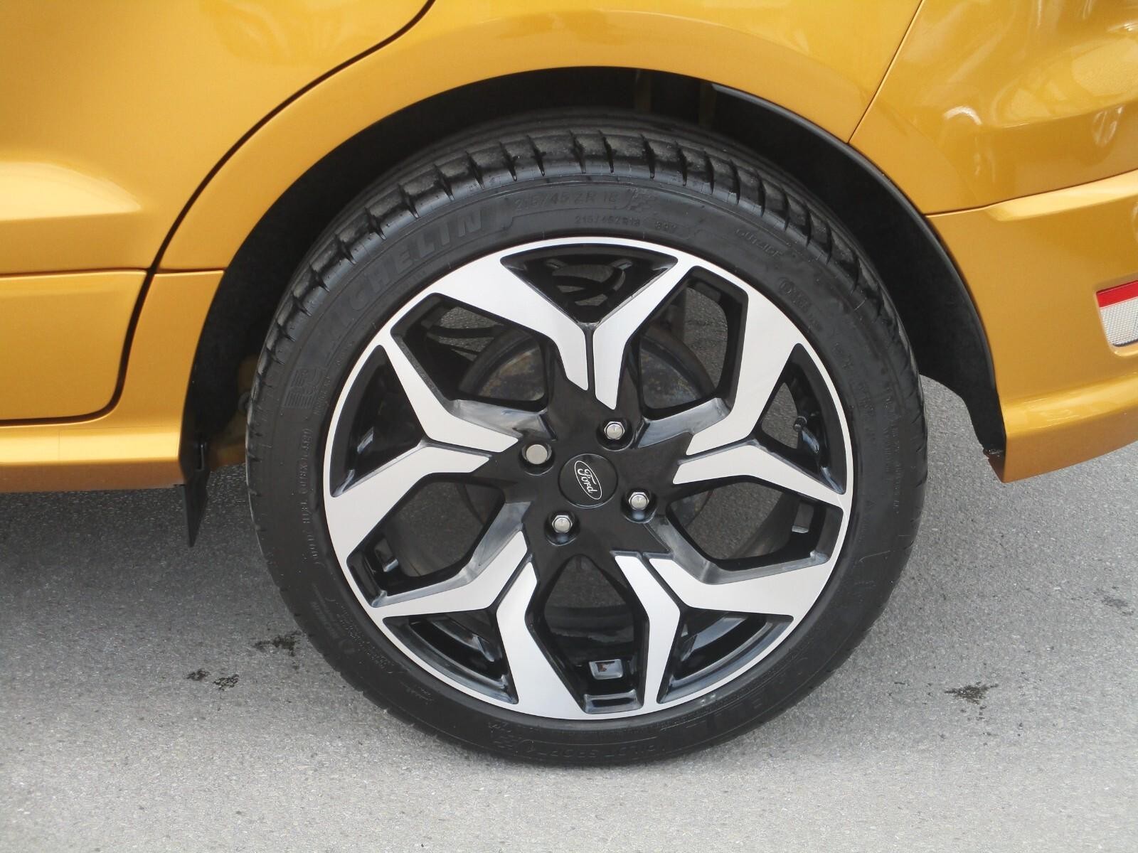 Ford EcoSport Image 17