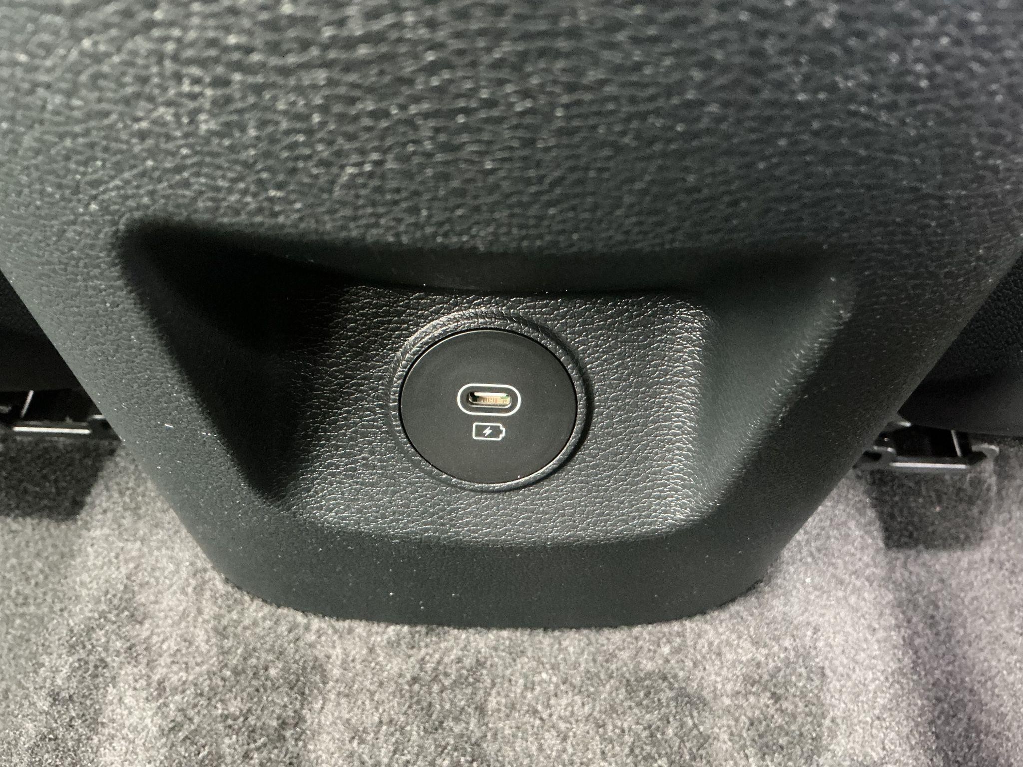 Kia Ceed Image 12