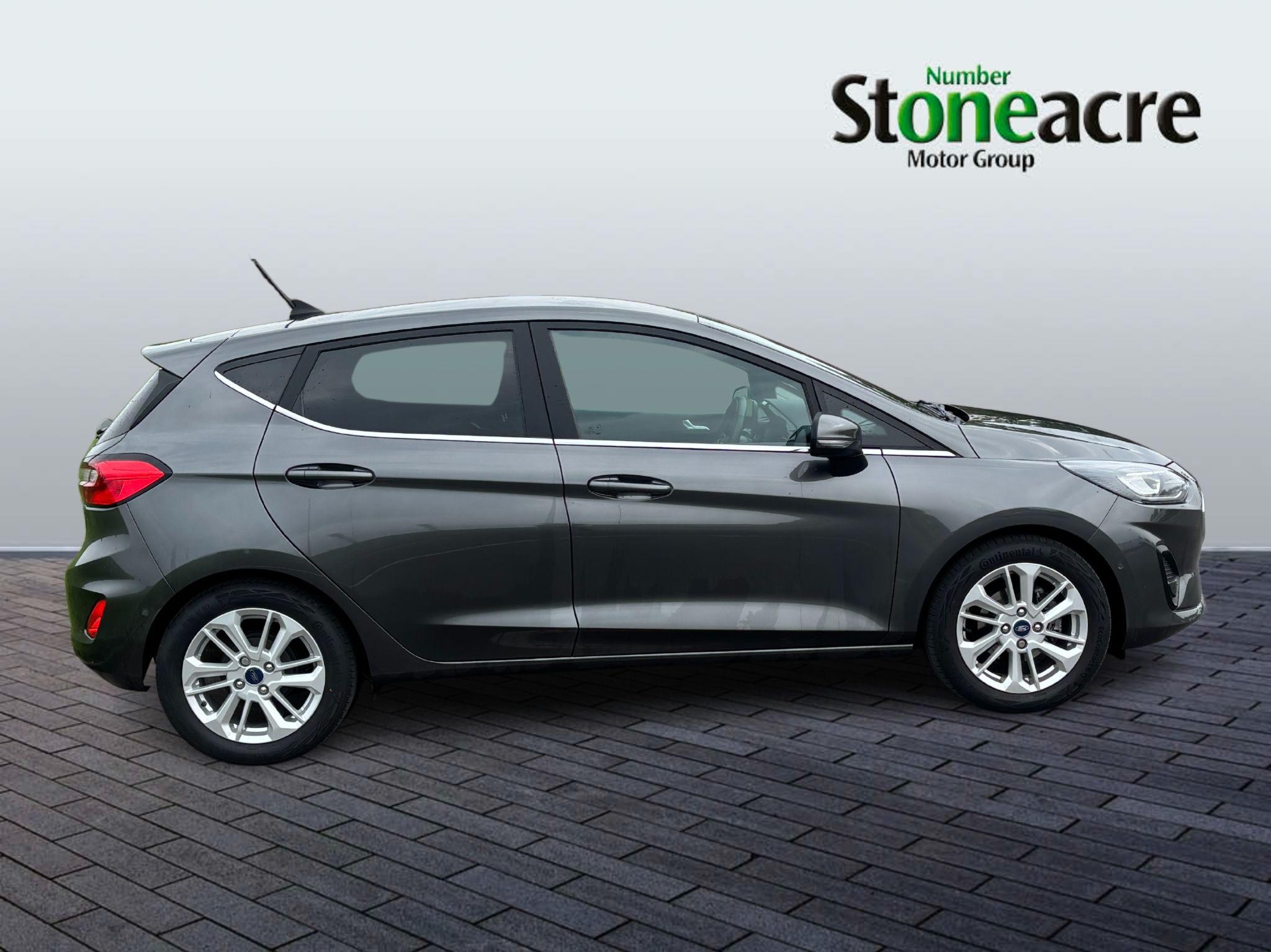Ford Fiesta Image 7