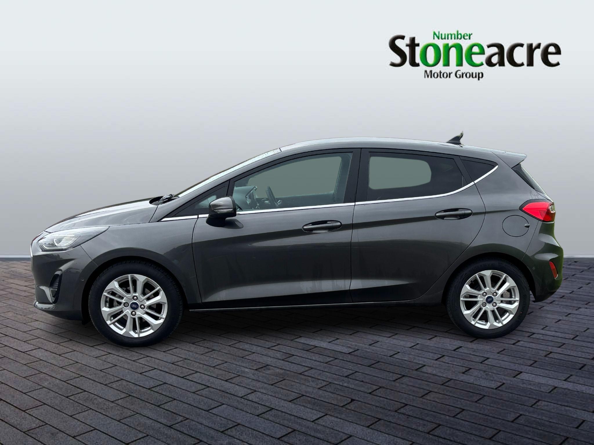 Ford Fiesta Image 8