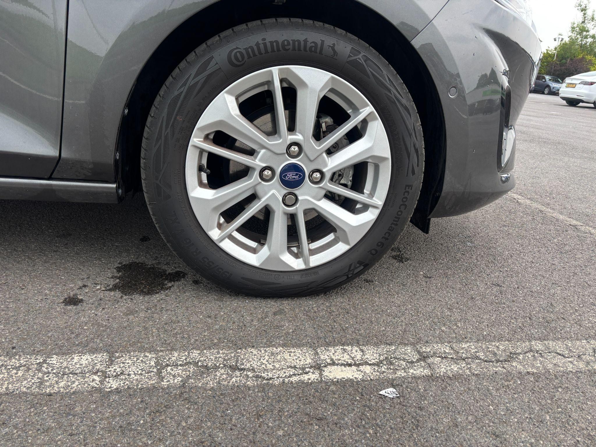 Ford Fiesta Image 11