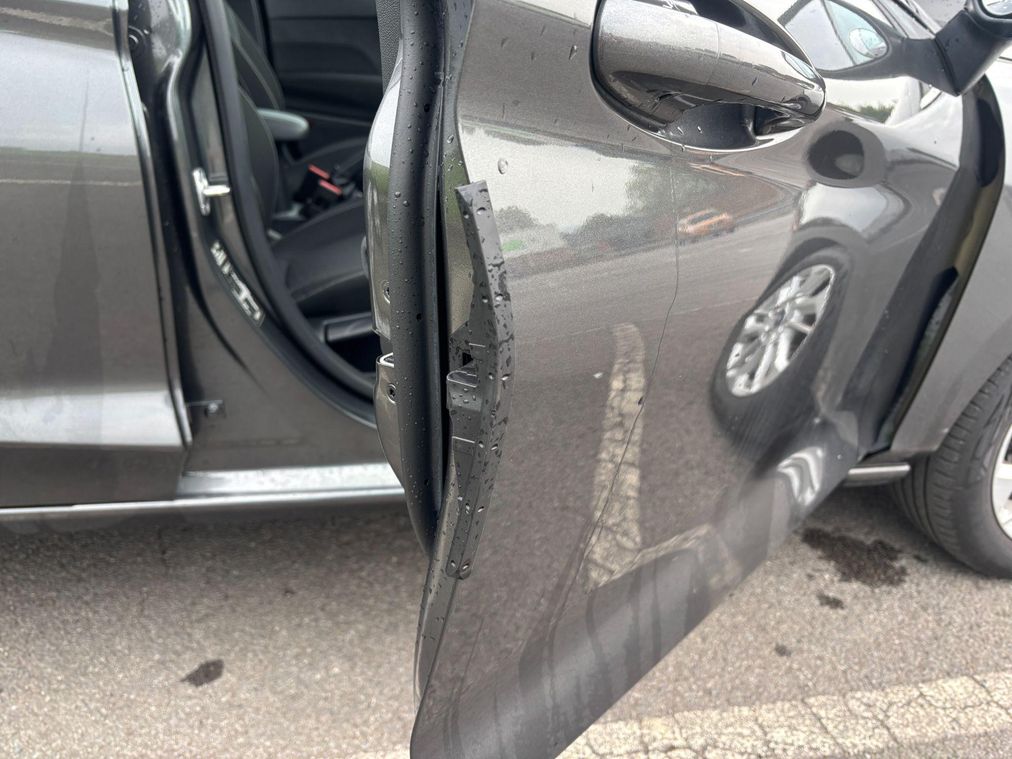 Ford Fiesta Image 14