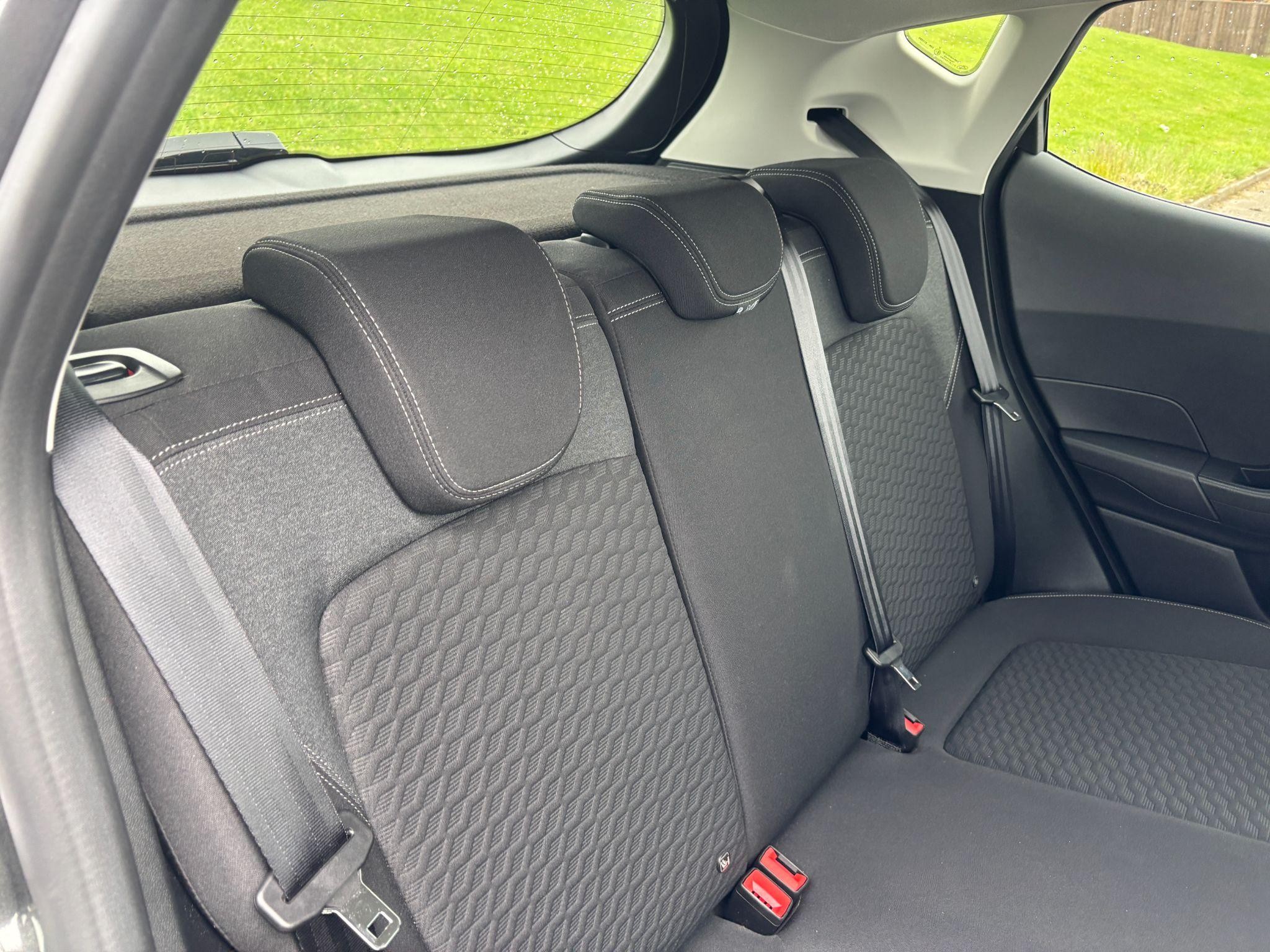 Ford Fiesta Image 16