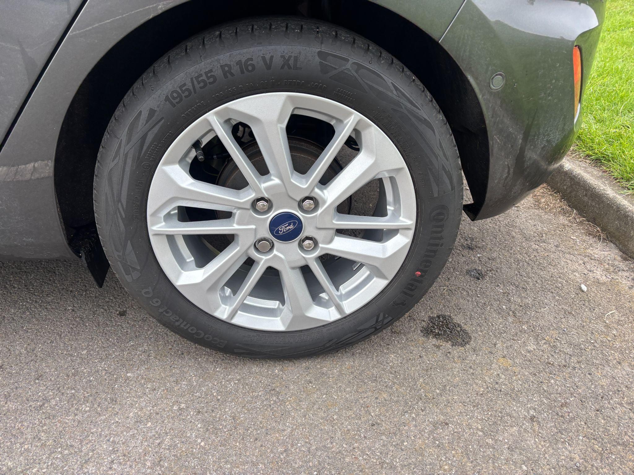 Ford Fiesta Image 24