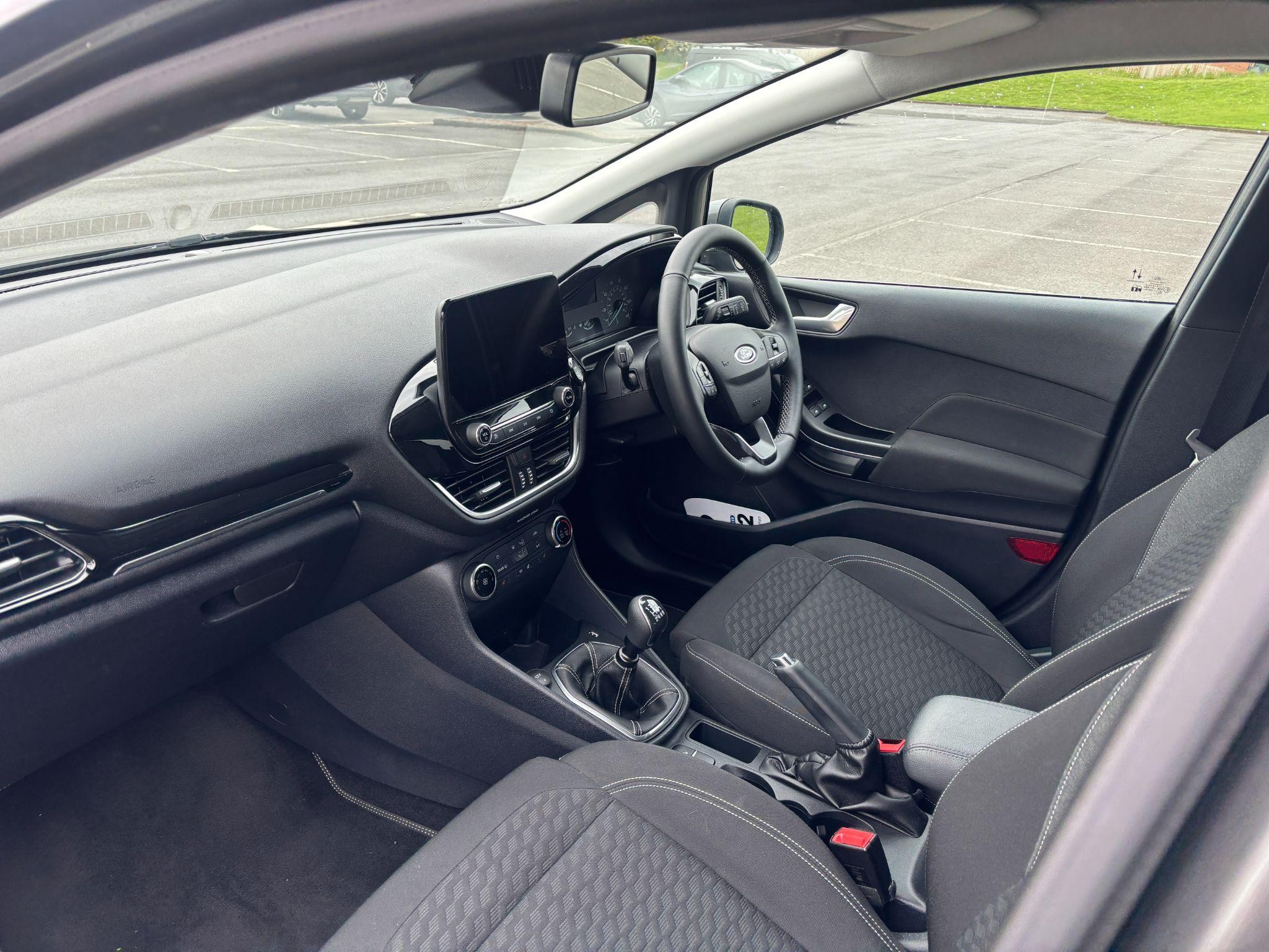 Ford Fiesta Image 29