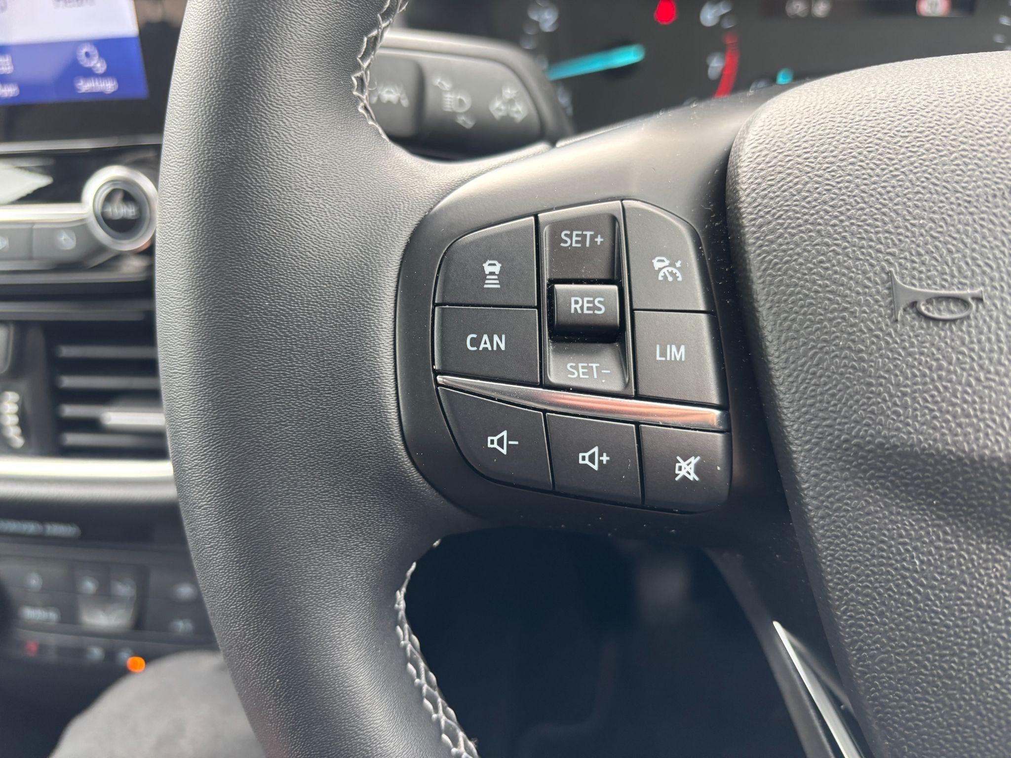 Ford Fiesta Image 36