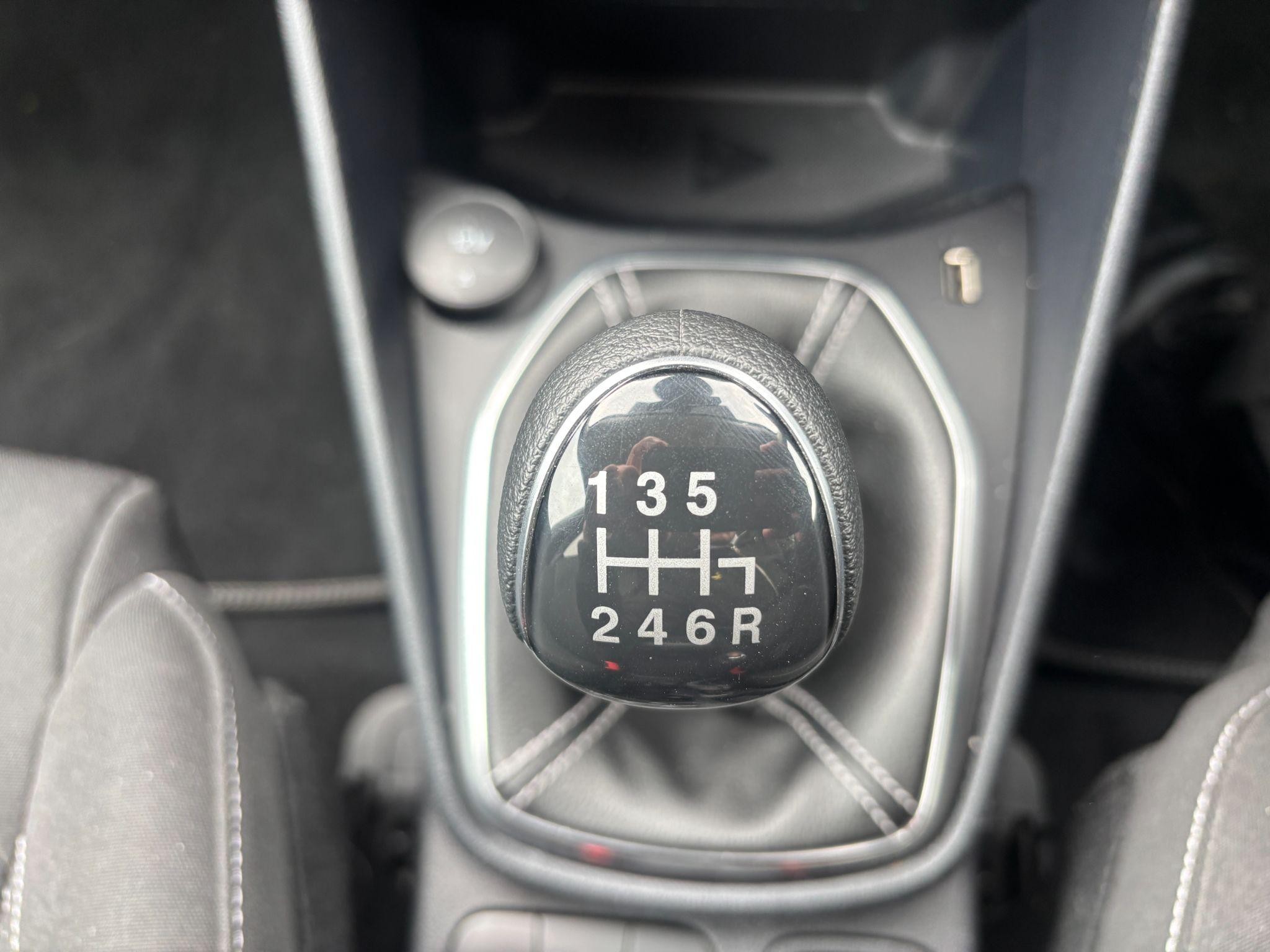 Ford Fiesta Image 43